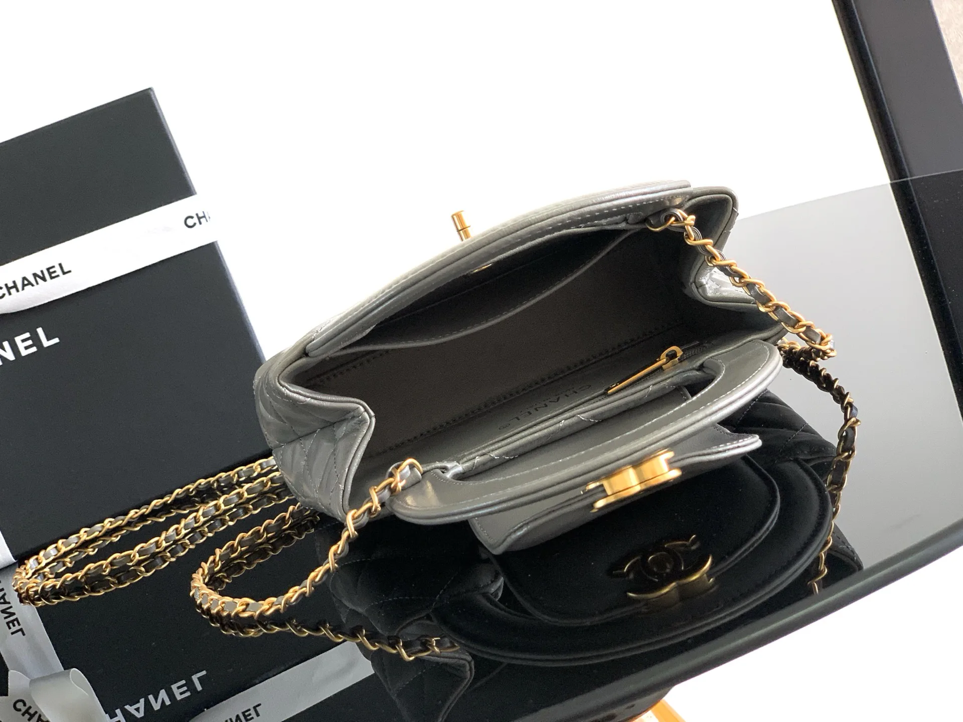 Классические Сумки Женские Chanel 17498579