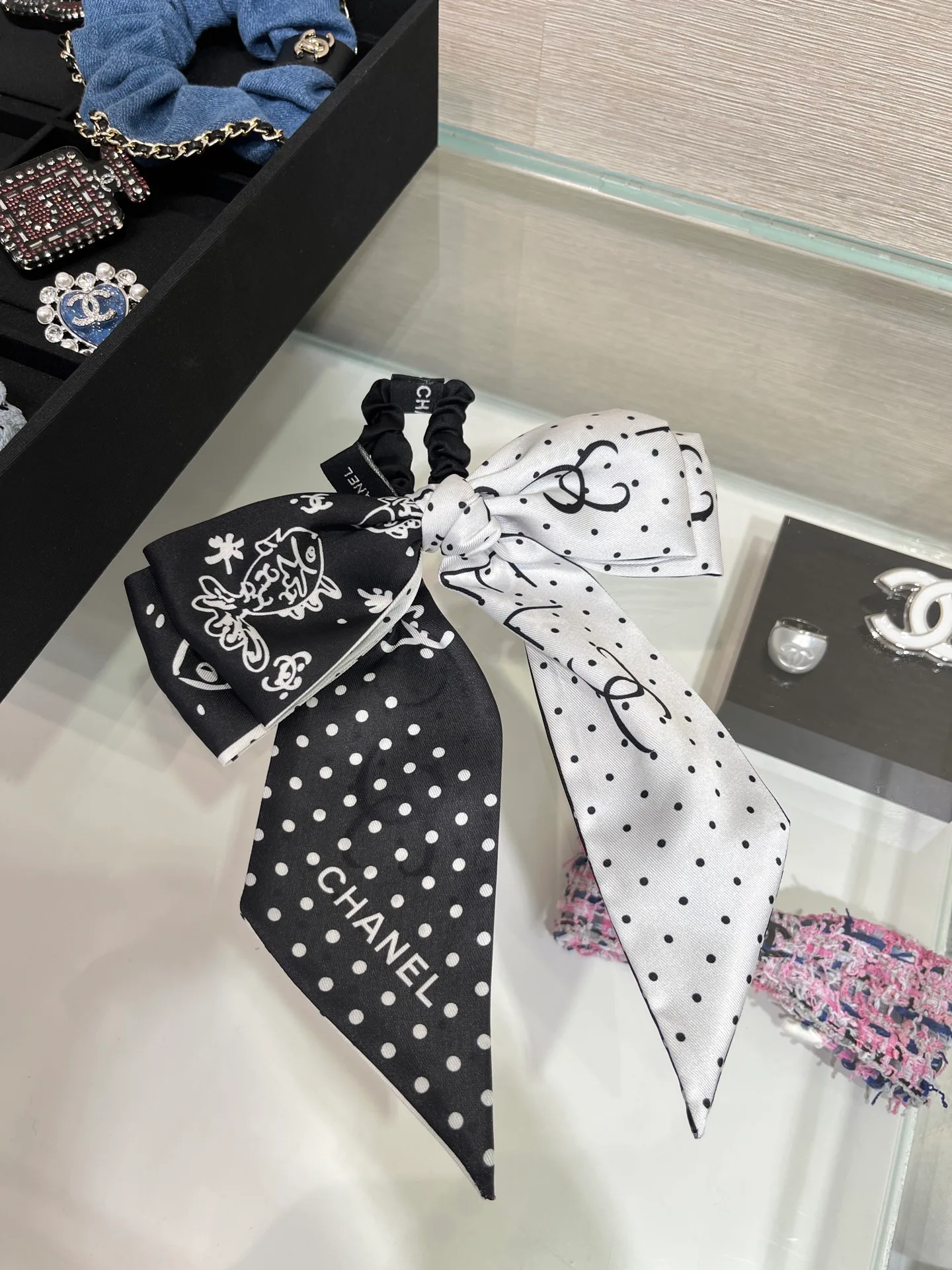 Платки Chanel 12642127
