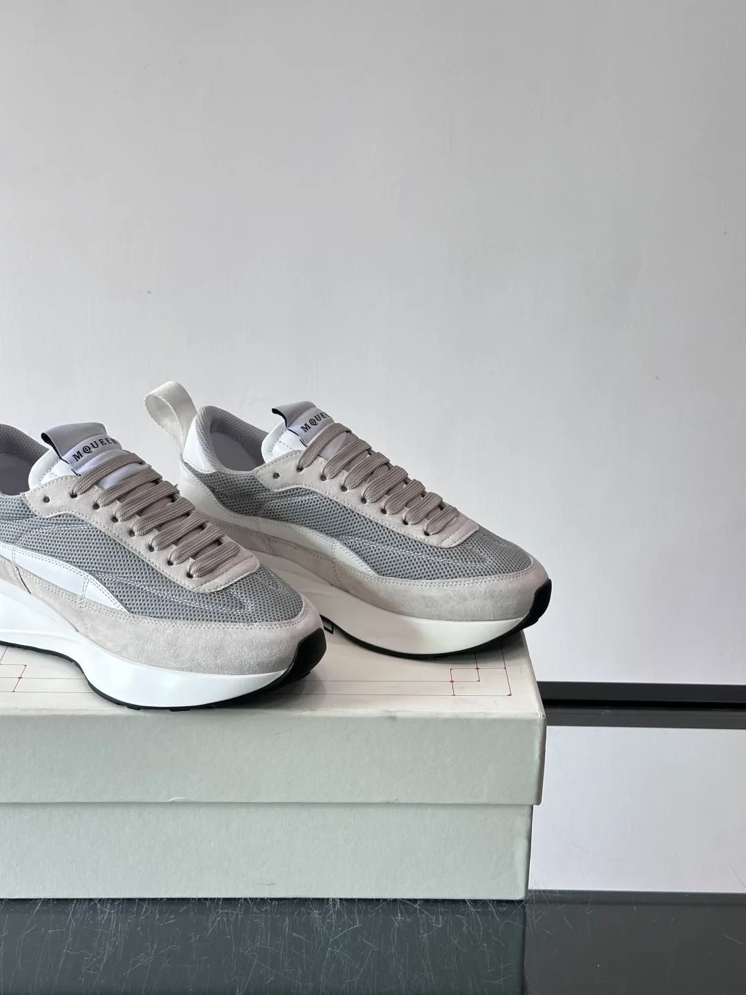 Кроссовки Женские Alexander Mcqueen 11228465