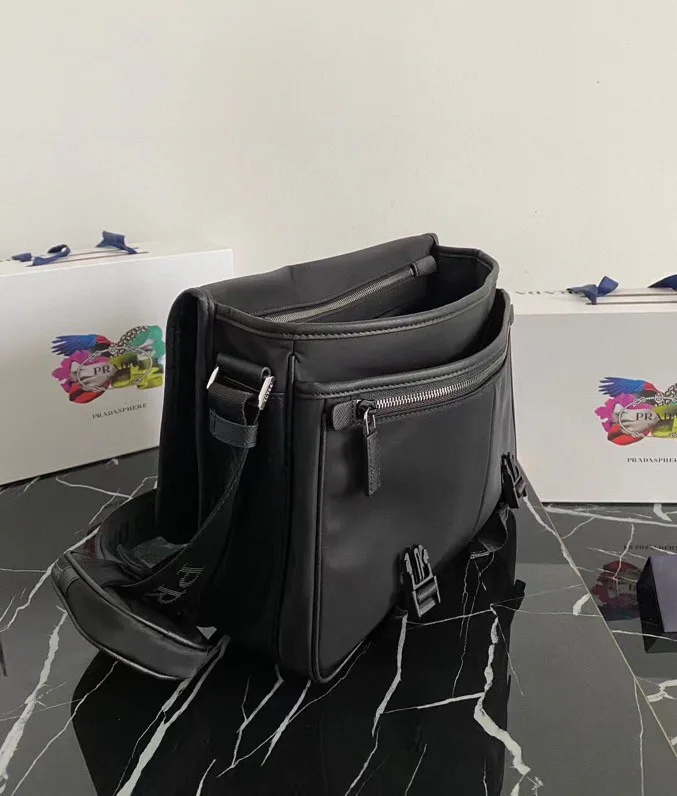Сумки На Ремне Женские Prada 11872151