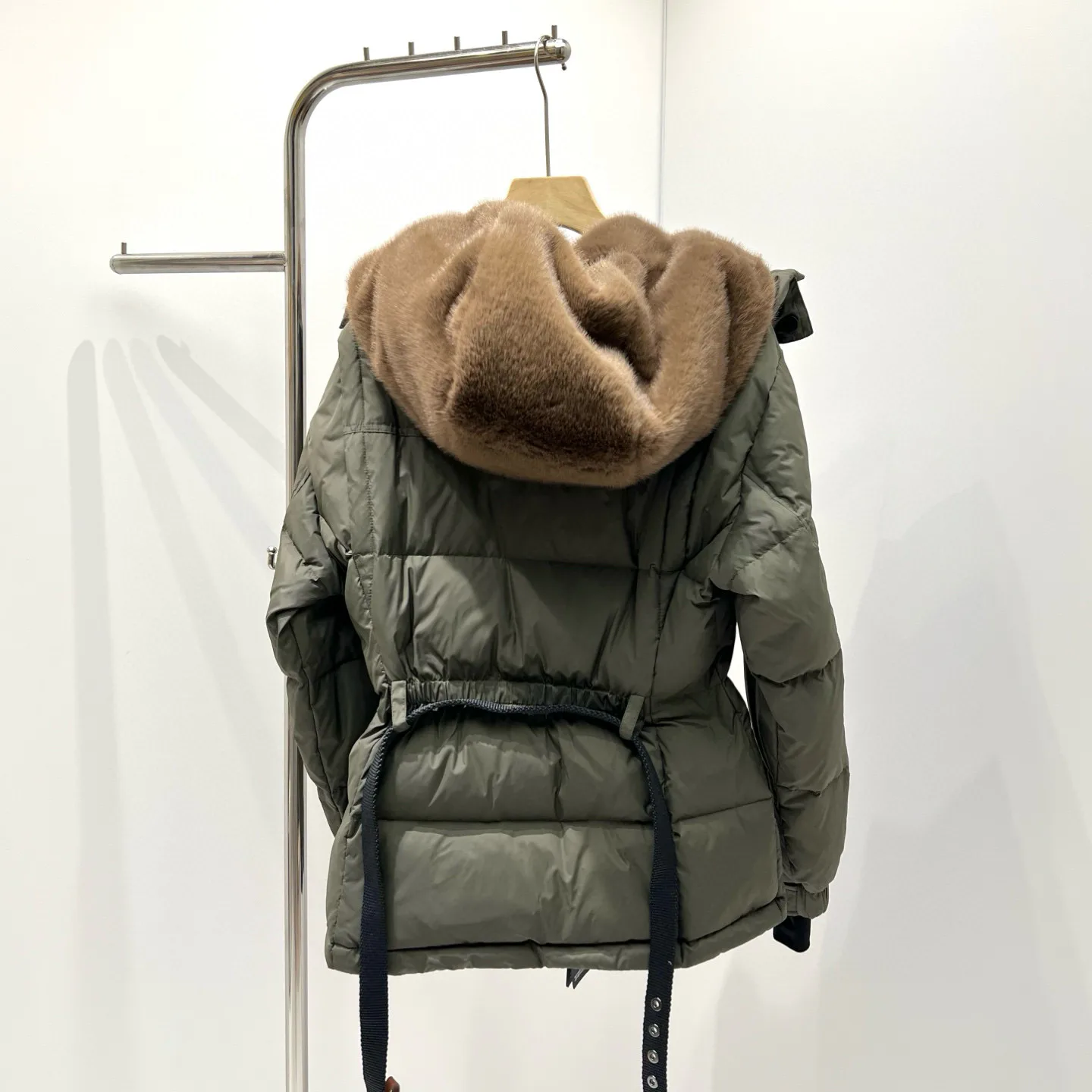 Куртки И Пуховики Женские Moncler 18952075