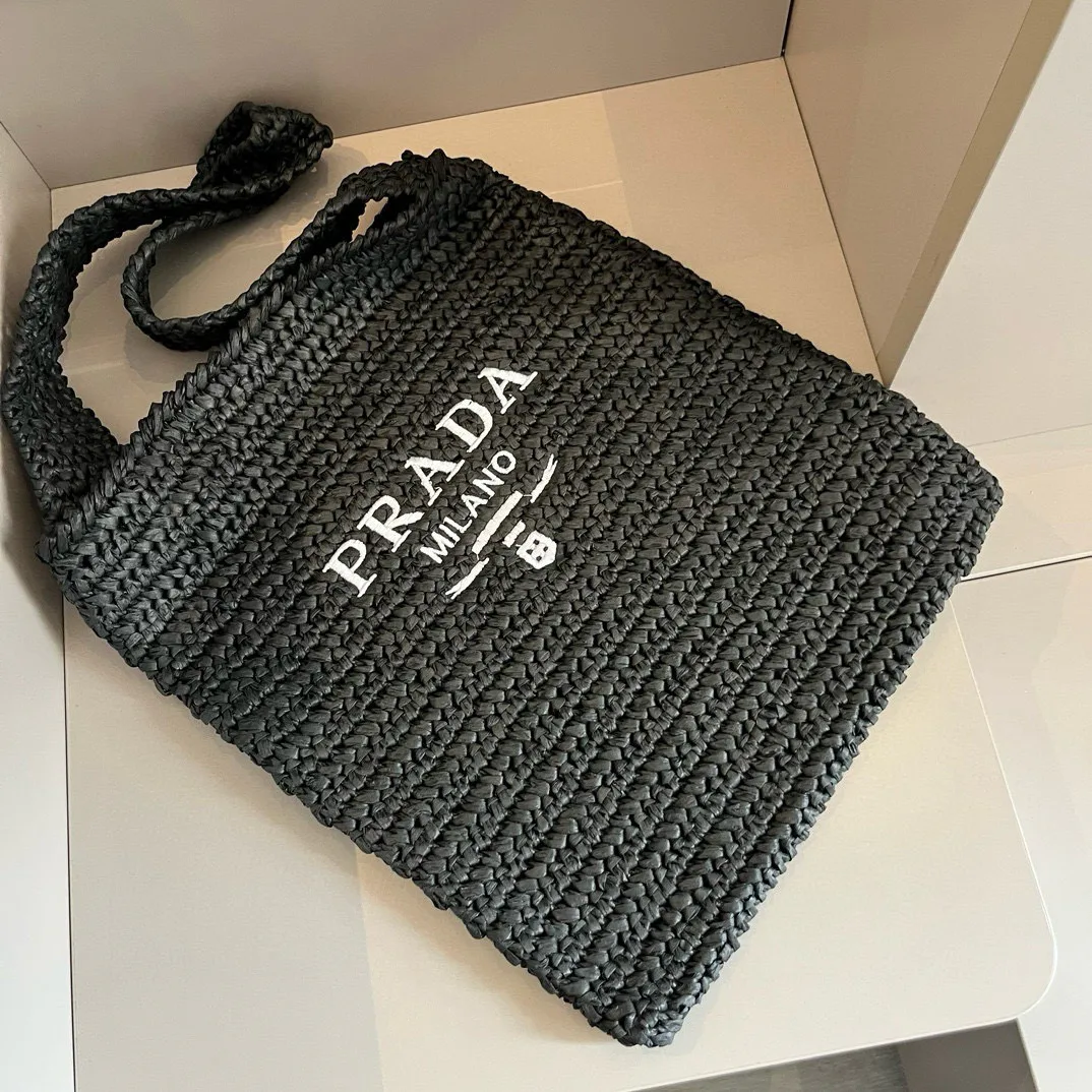 Классические Сумки Женские Prada 16332