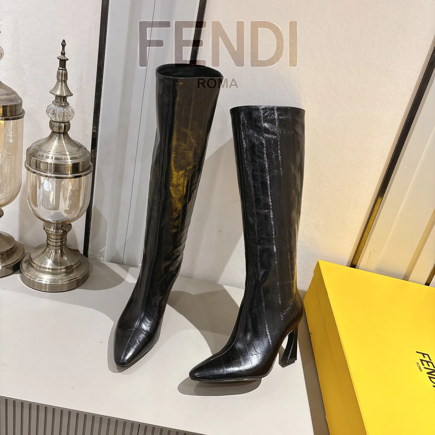 Сапоги Женские Fendi 18247876