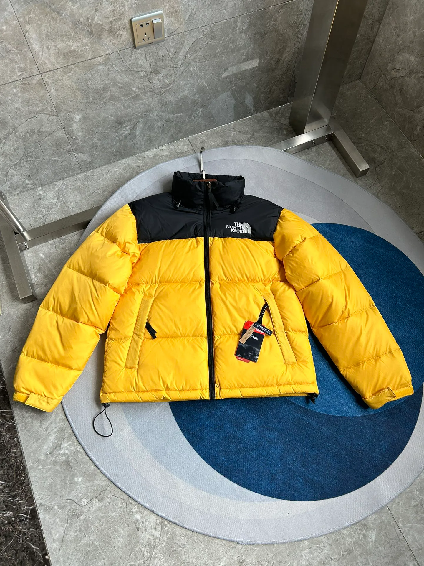 Куртки И Пуховики Женские The North Face 18509305