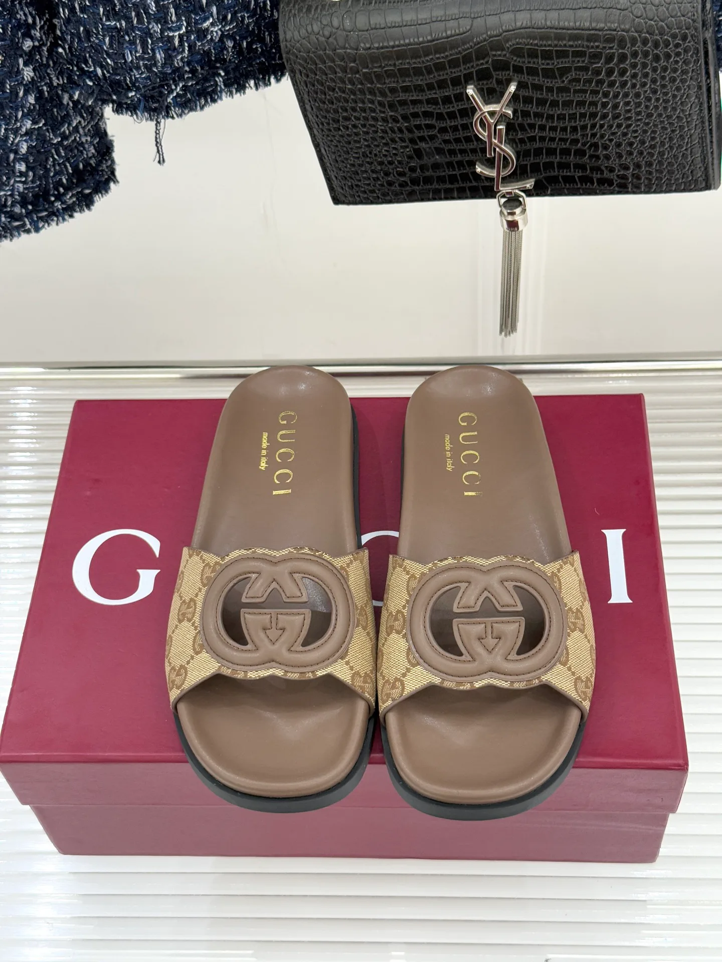 Шлепанцы Женские Gucci 4761373
