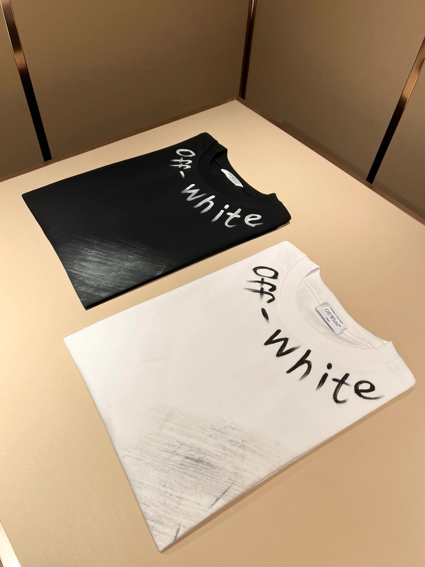 Футболки Женские Off-White 11952891