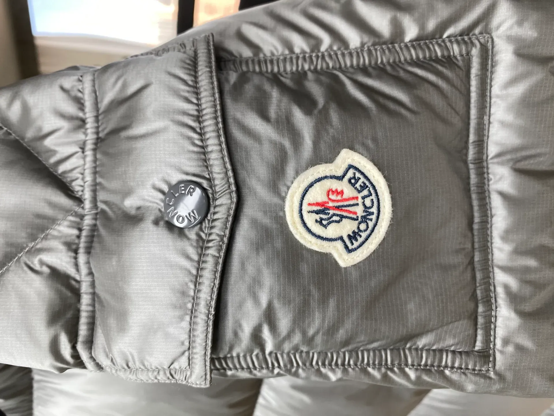 Куртки И Пуховики Мужские Moncler 1859726