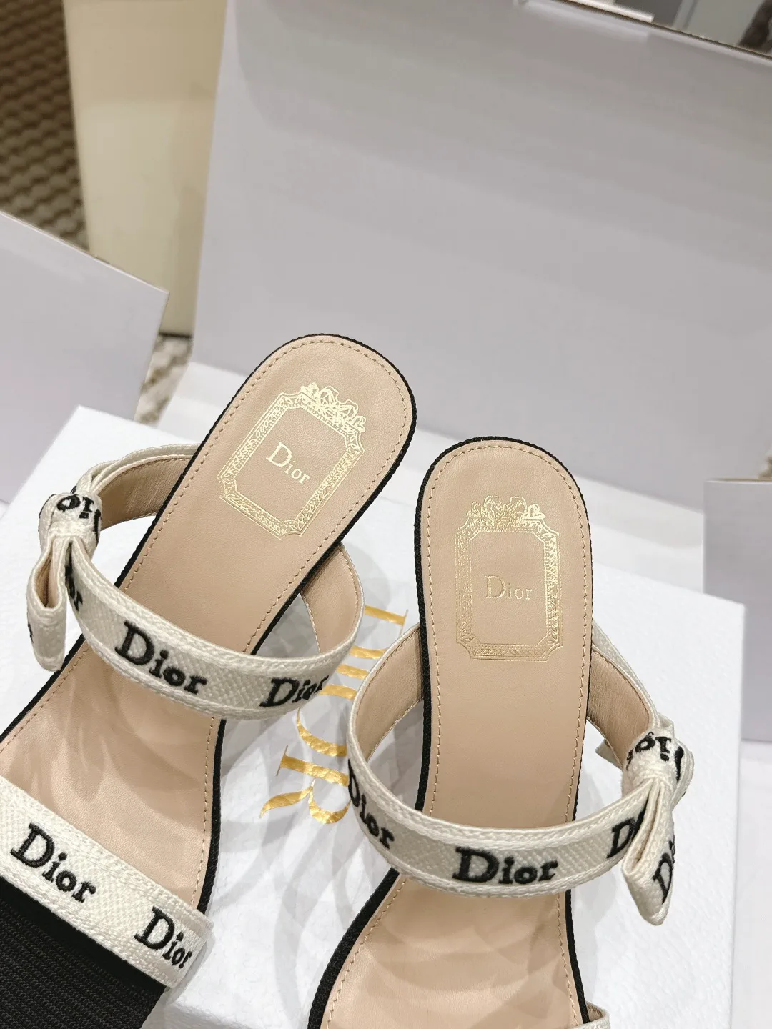 Босоножки Женские Christian Dior 13183841