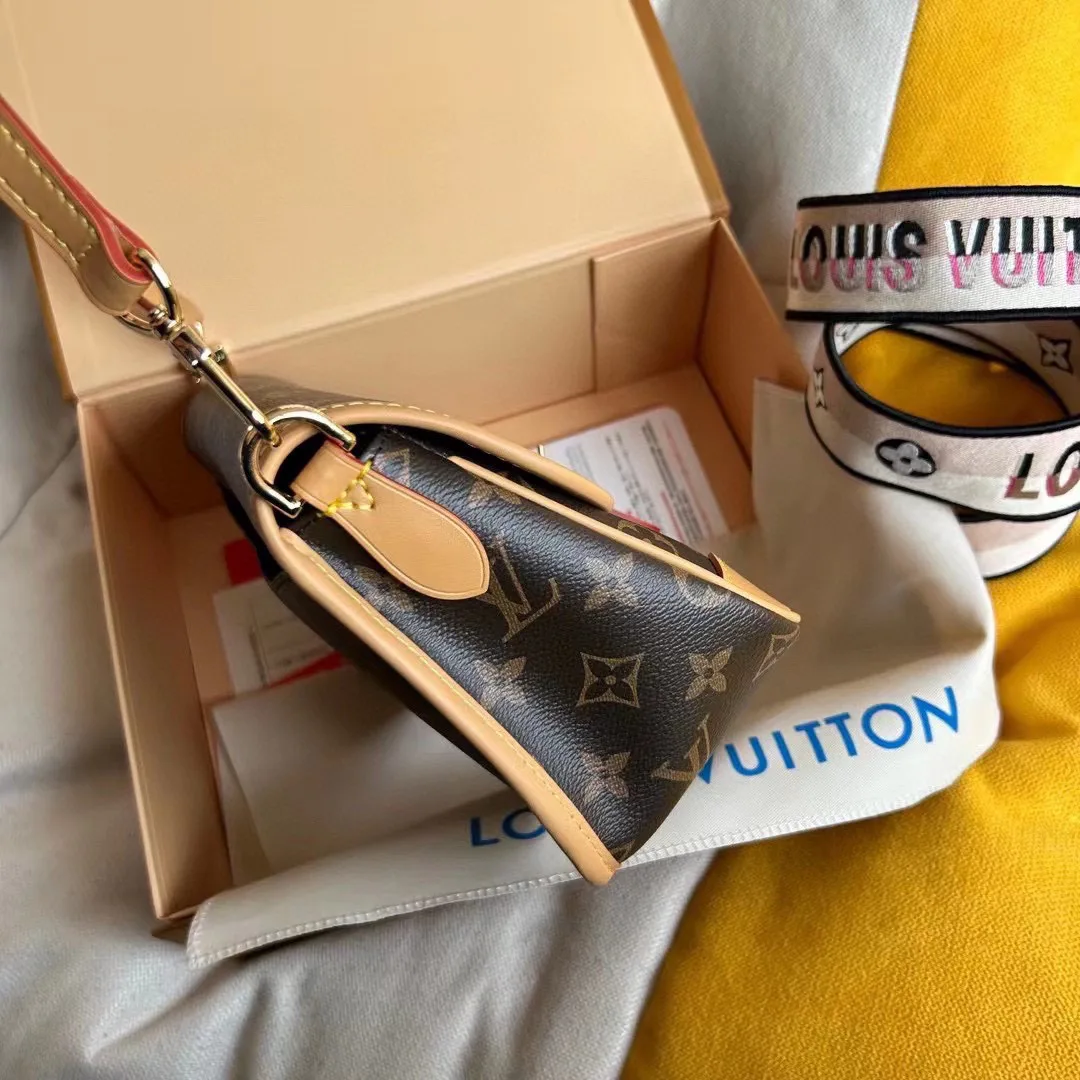 Сумки На Ремне Женские Louis Vuitton 3116