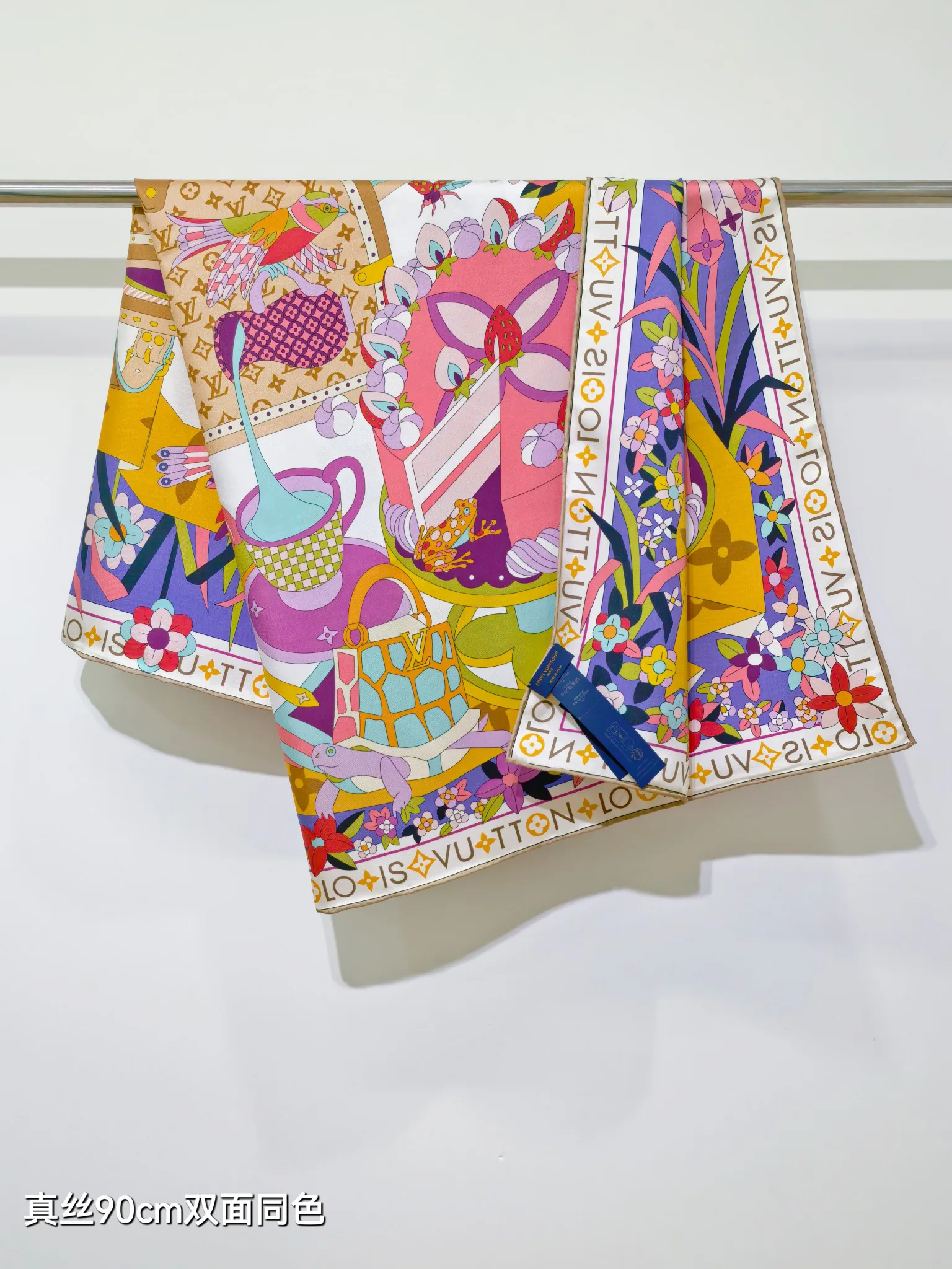 Текстиль Louis Vuitton 13151097