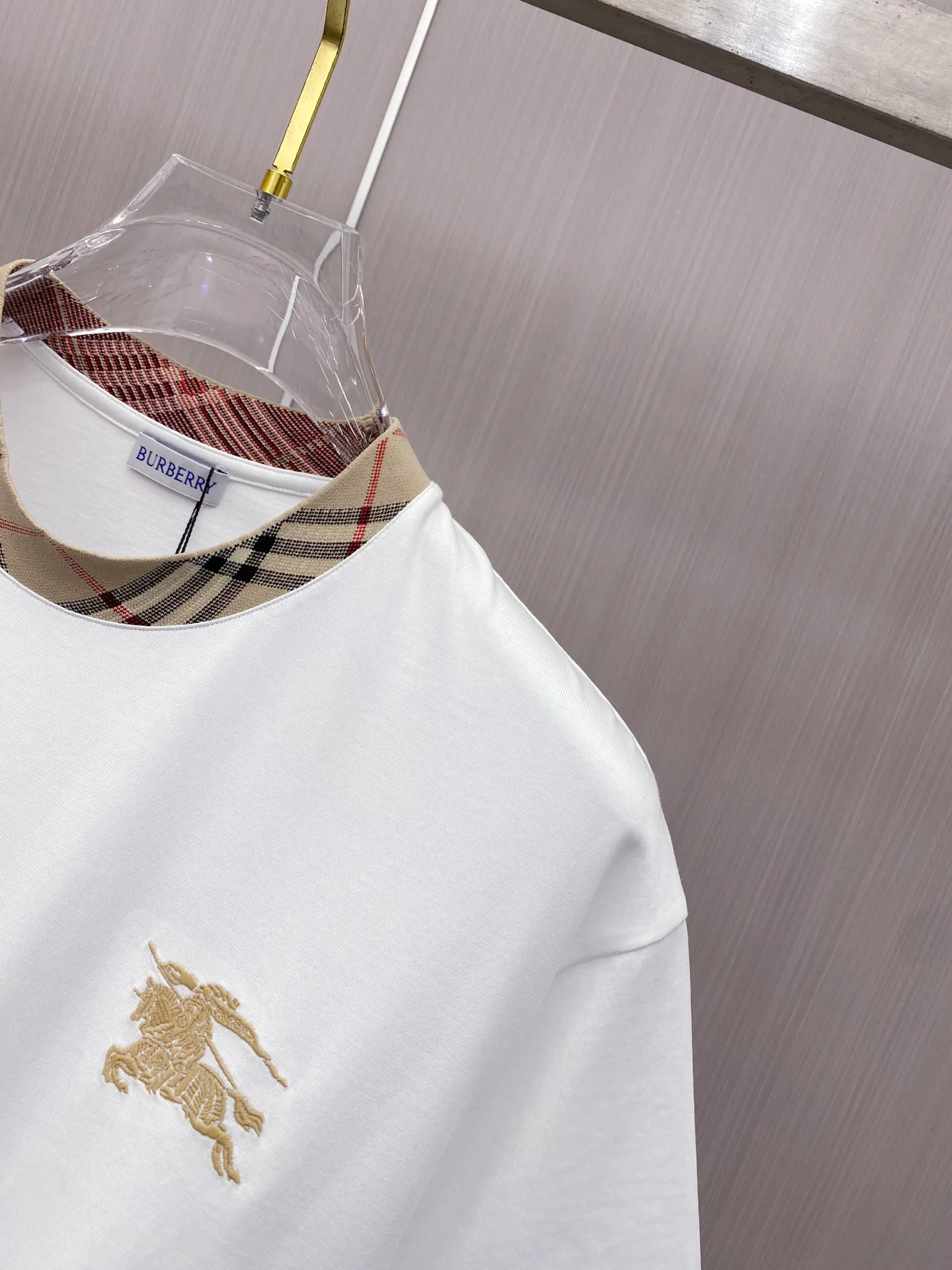 Футболки Женские Burberry 11528575