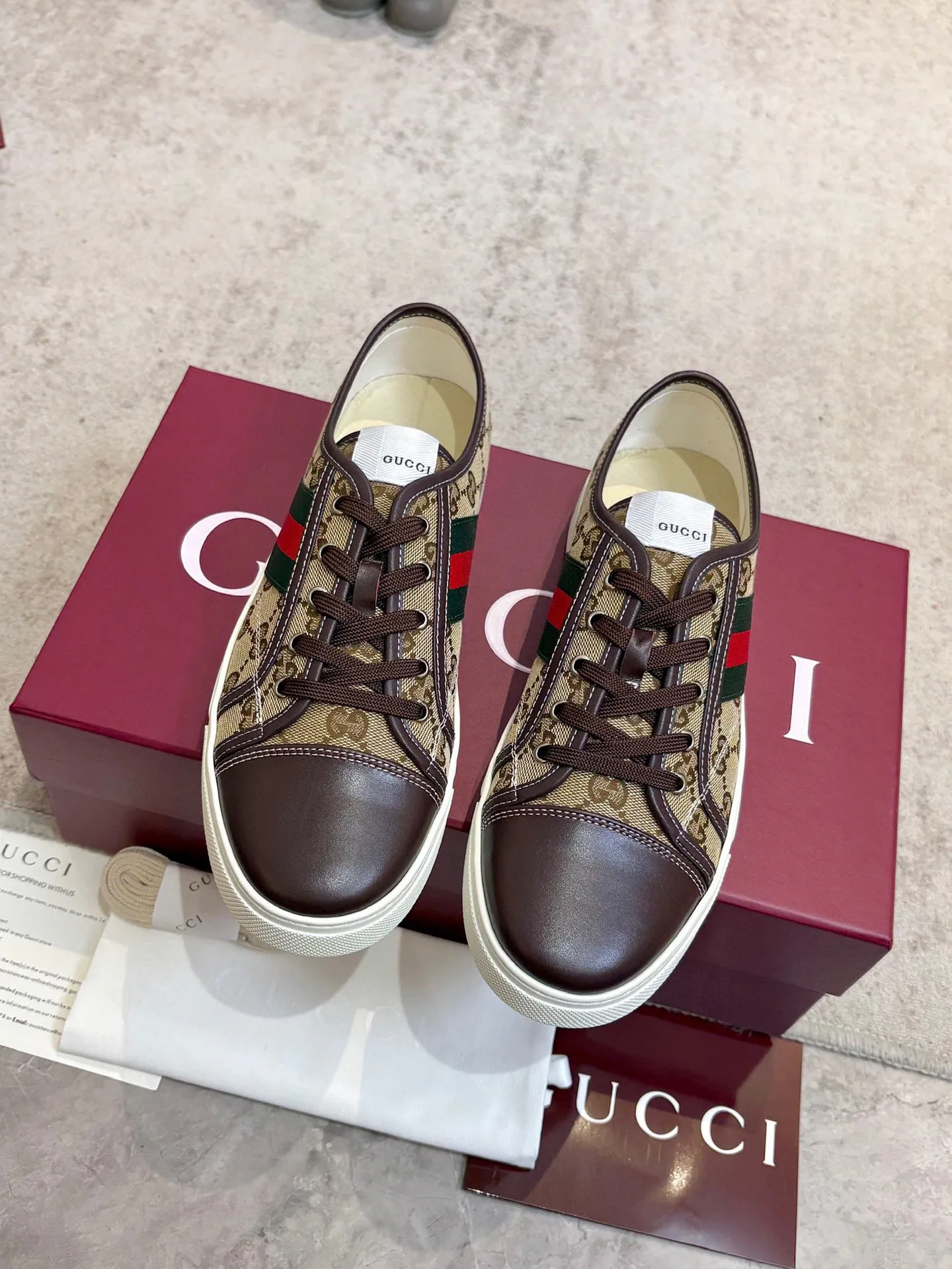 Кроссовки Женские Gucci 18901608