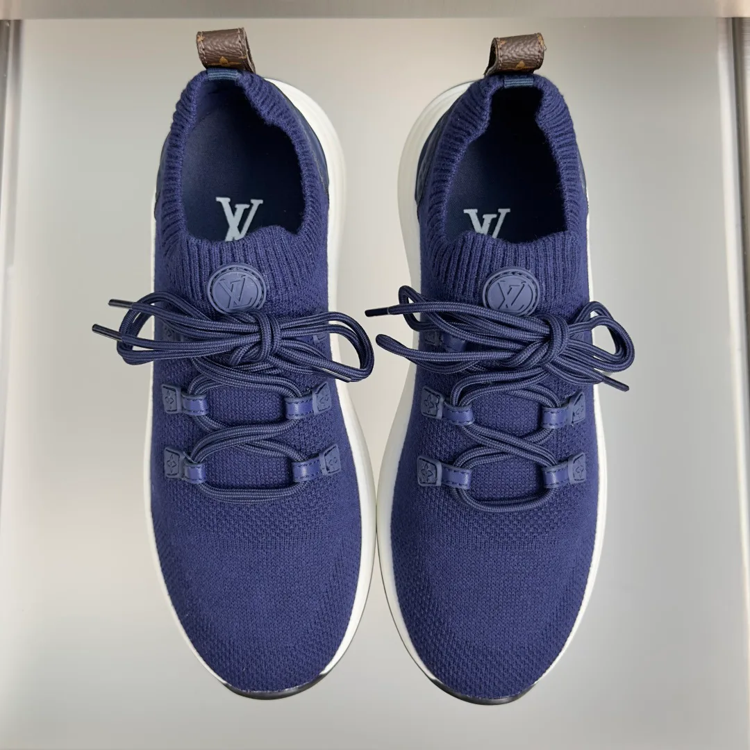 Кроссовки Женские Louis Vuitton 17950530