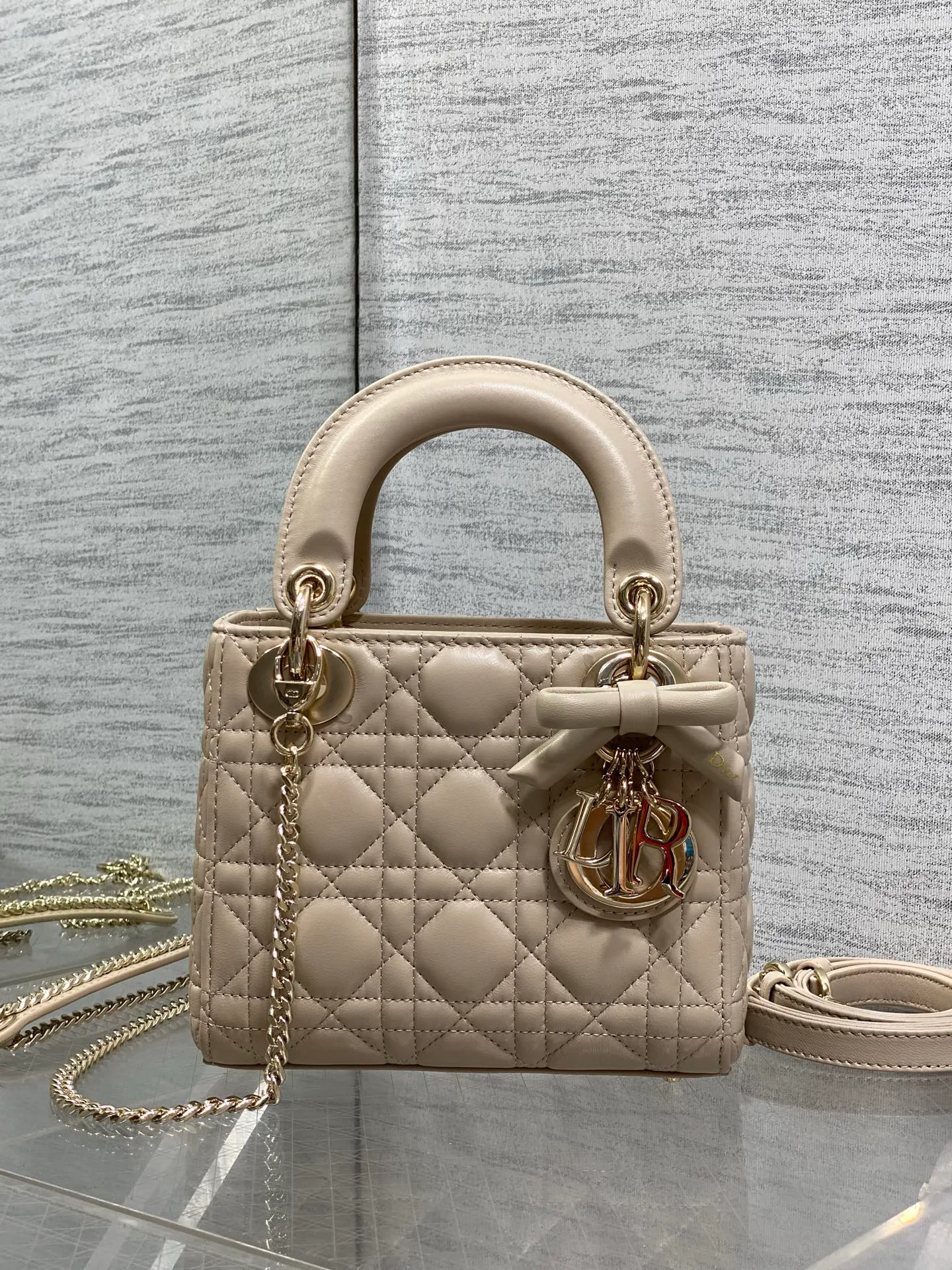 Классические Сумки Женские Christian Dior 17601501
