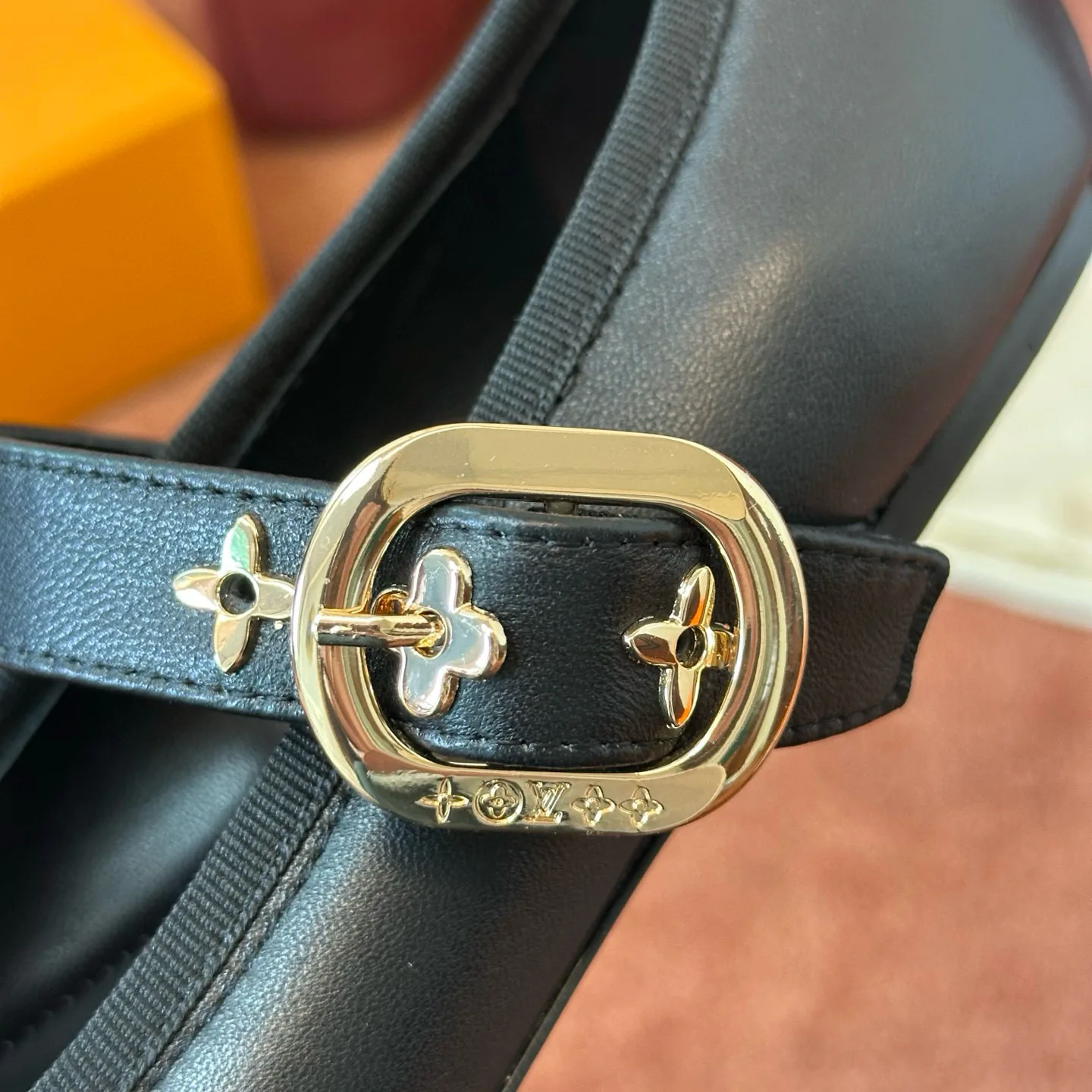 Балетки Женские Louis Vuitton 24623