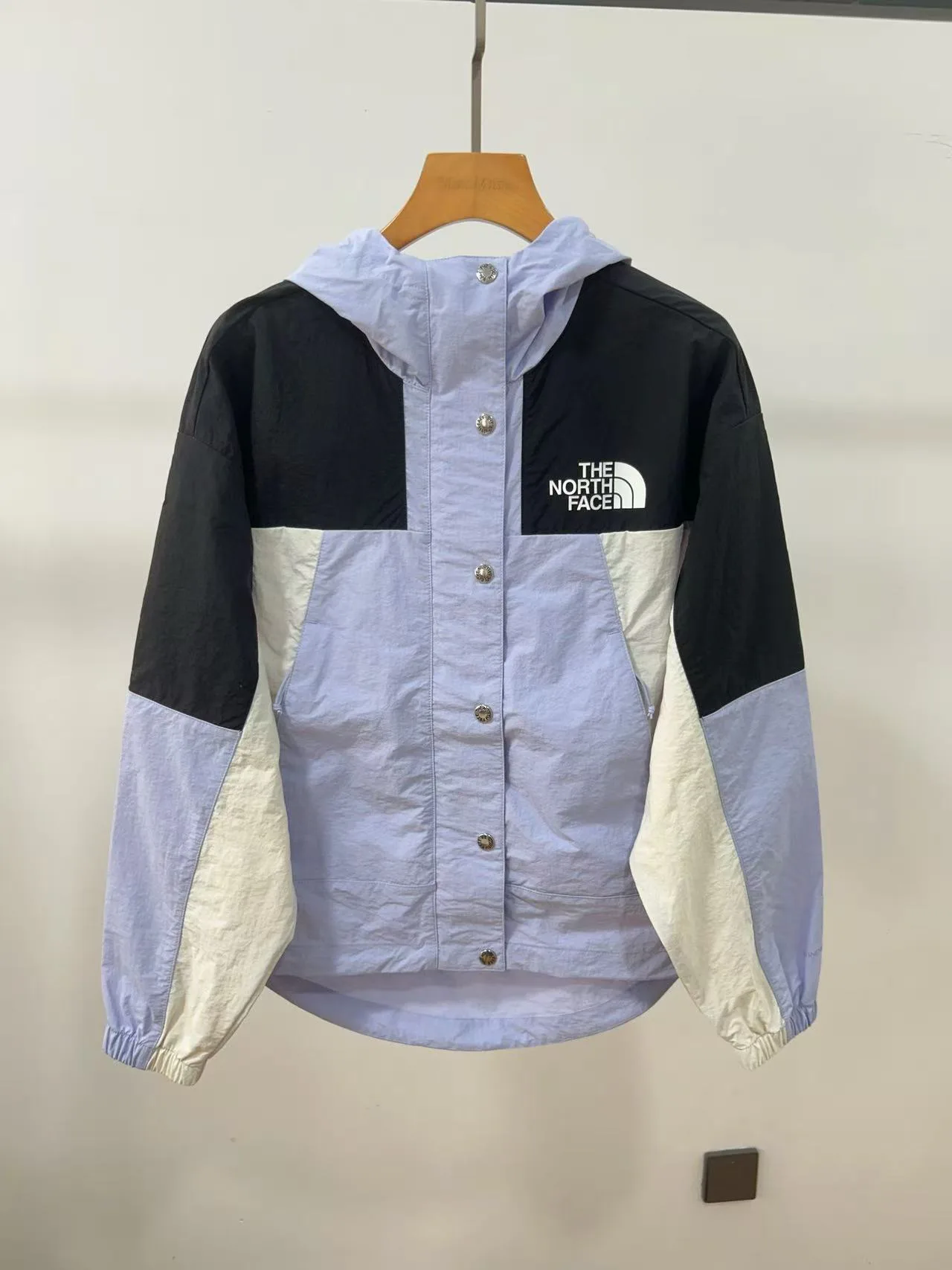 Куртки И Пуховики Женские The North Face 18339900
