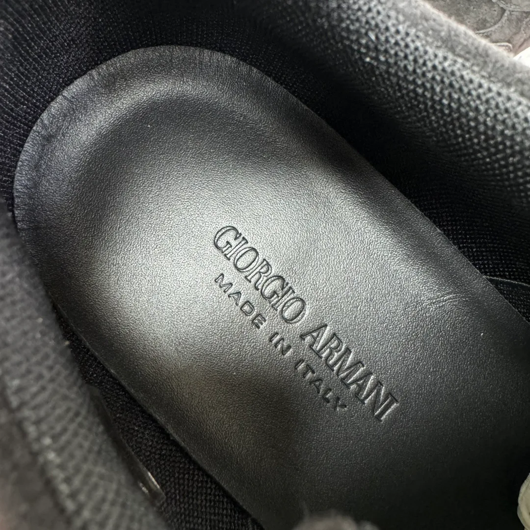 Кроссовки Женские Armani 18100460