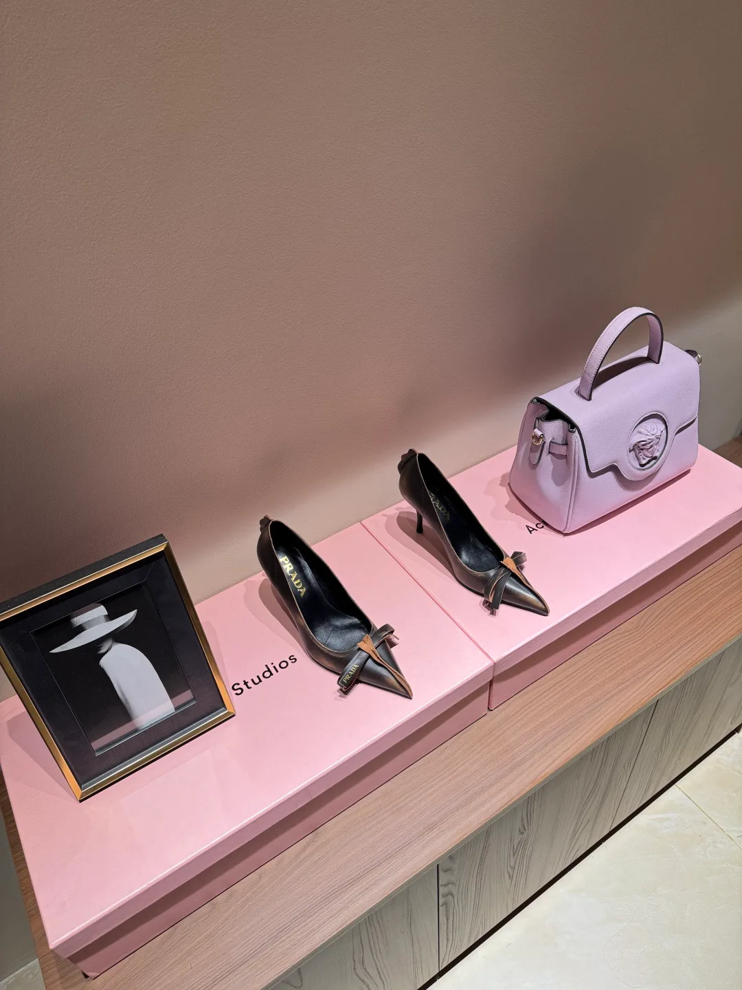 Туфли Женские Prada 11410346