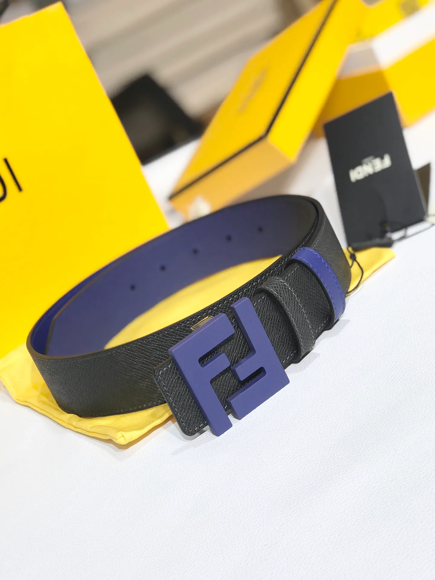 Ремни Fendi 14659332