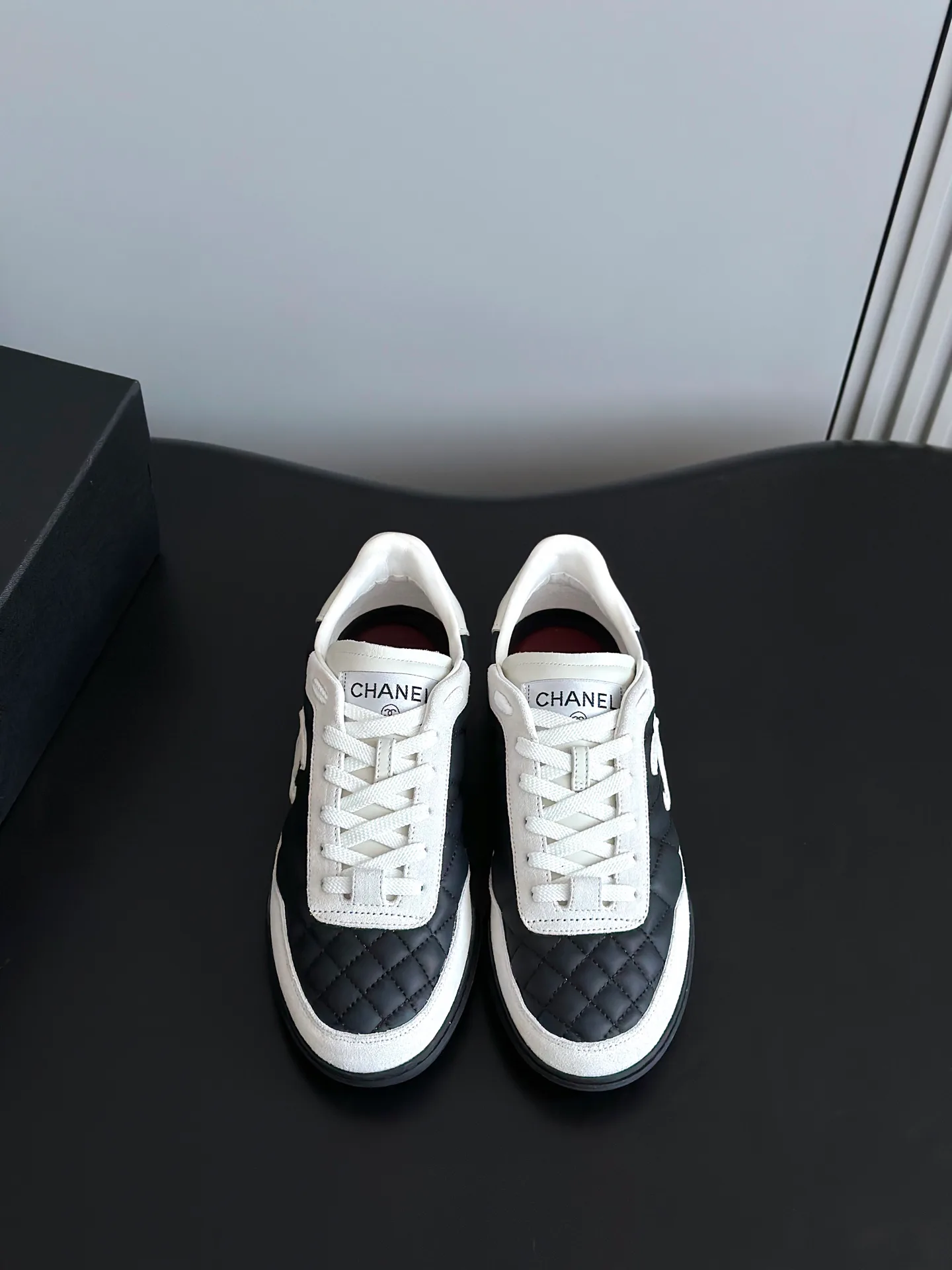 Кроссовки Женские Chanel 18765016