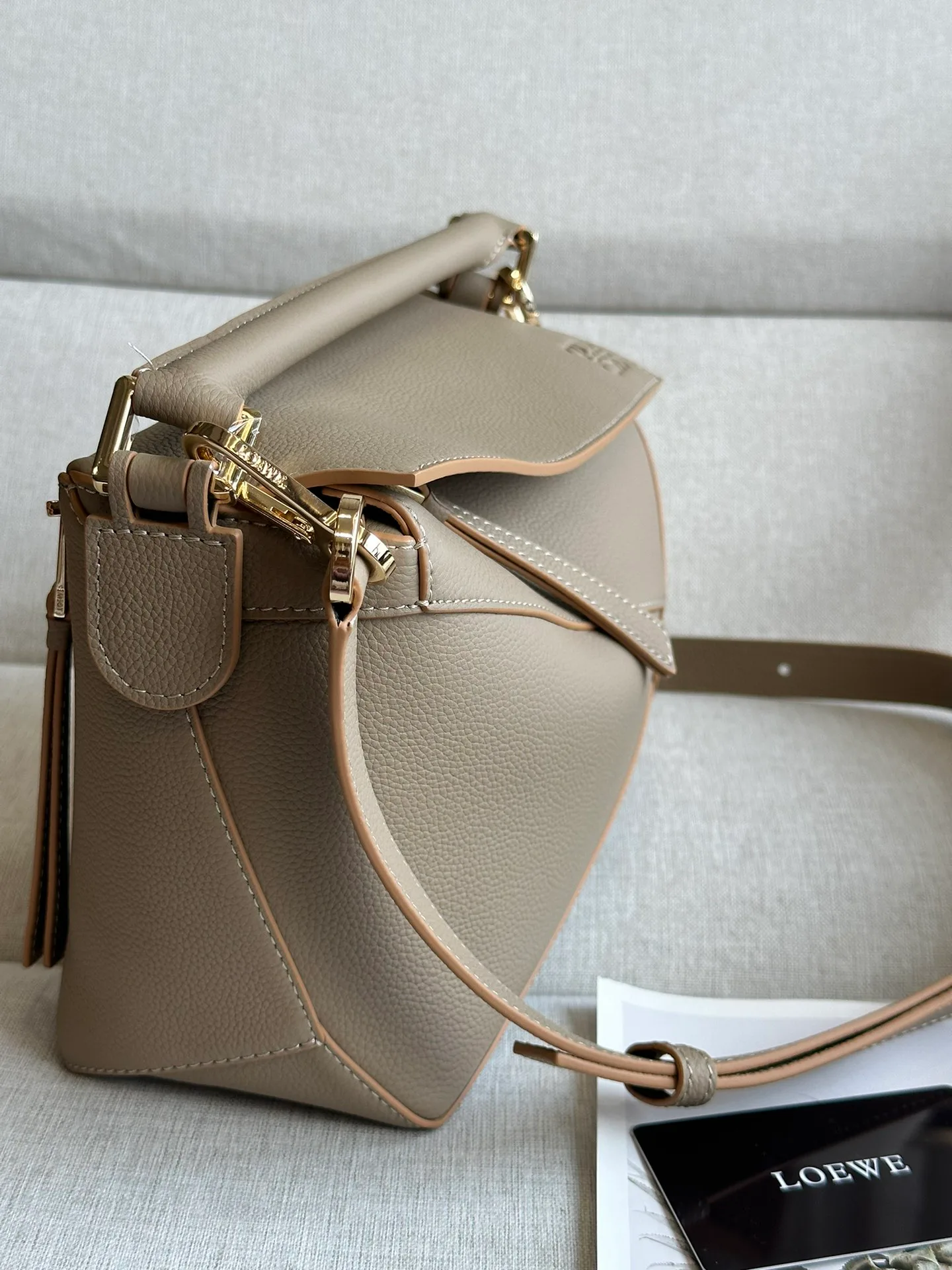 Классические Сумки Женские Loewe 13339548