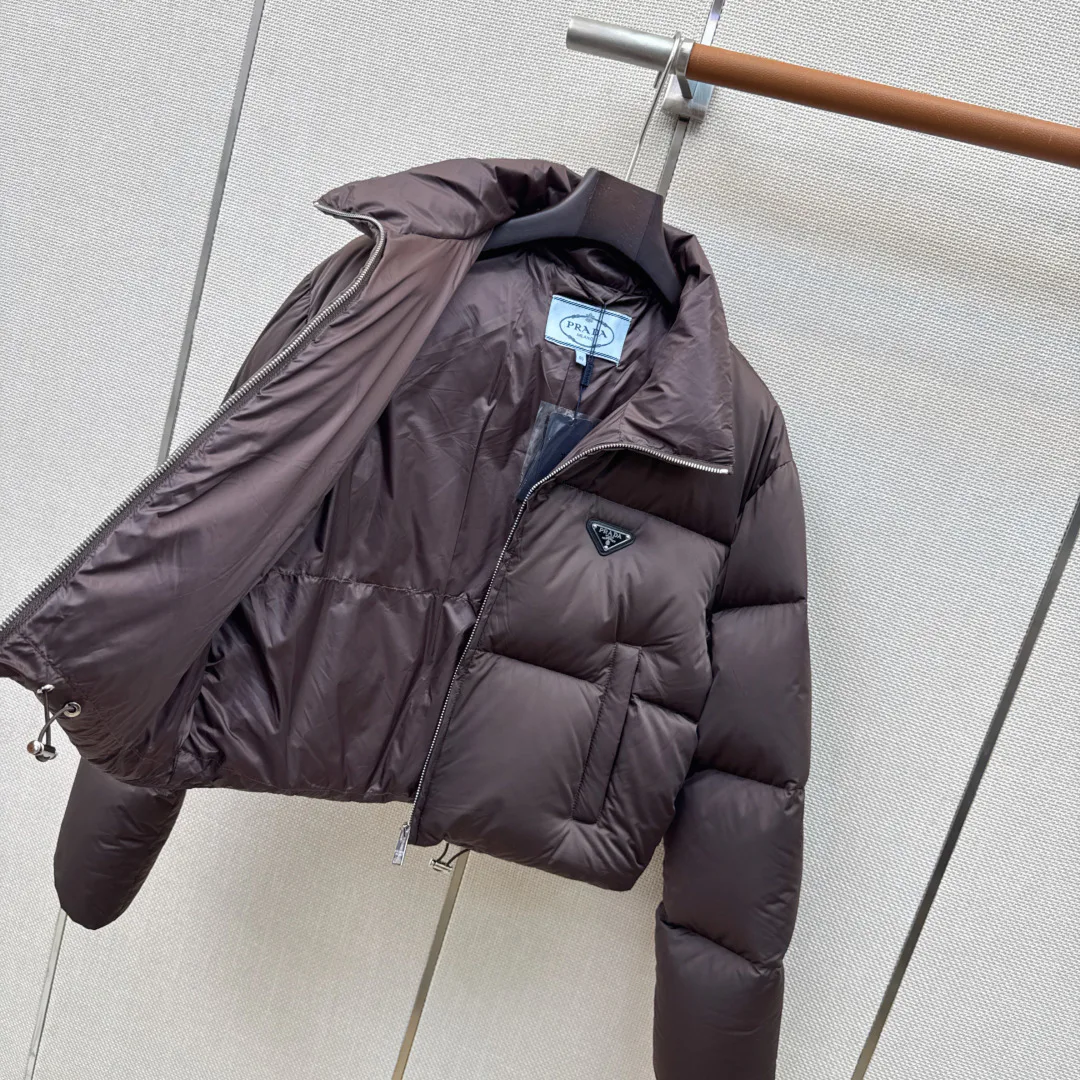 Куртки И Пуховики Женские Prada 18328141