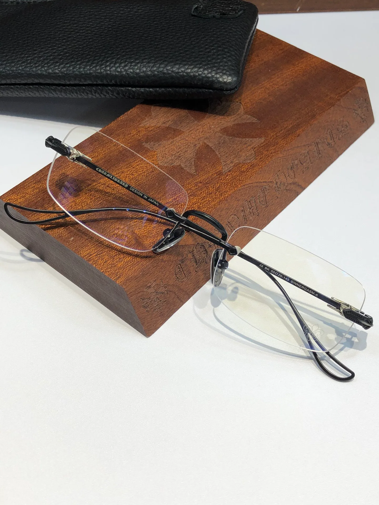 Очки Chrome Hearts 1425432