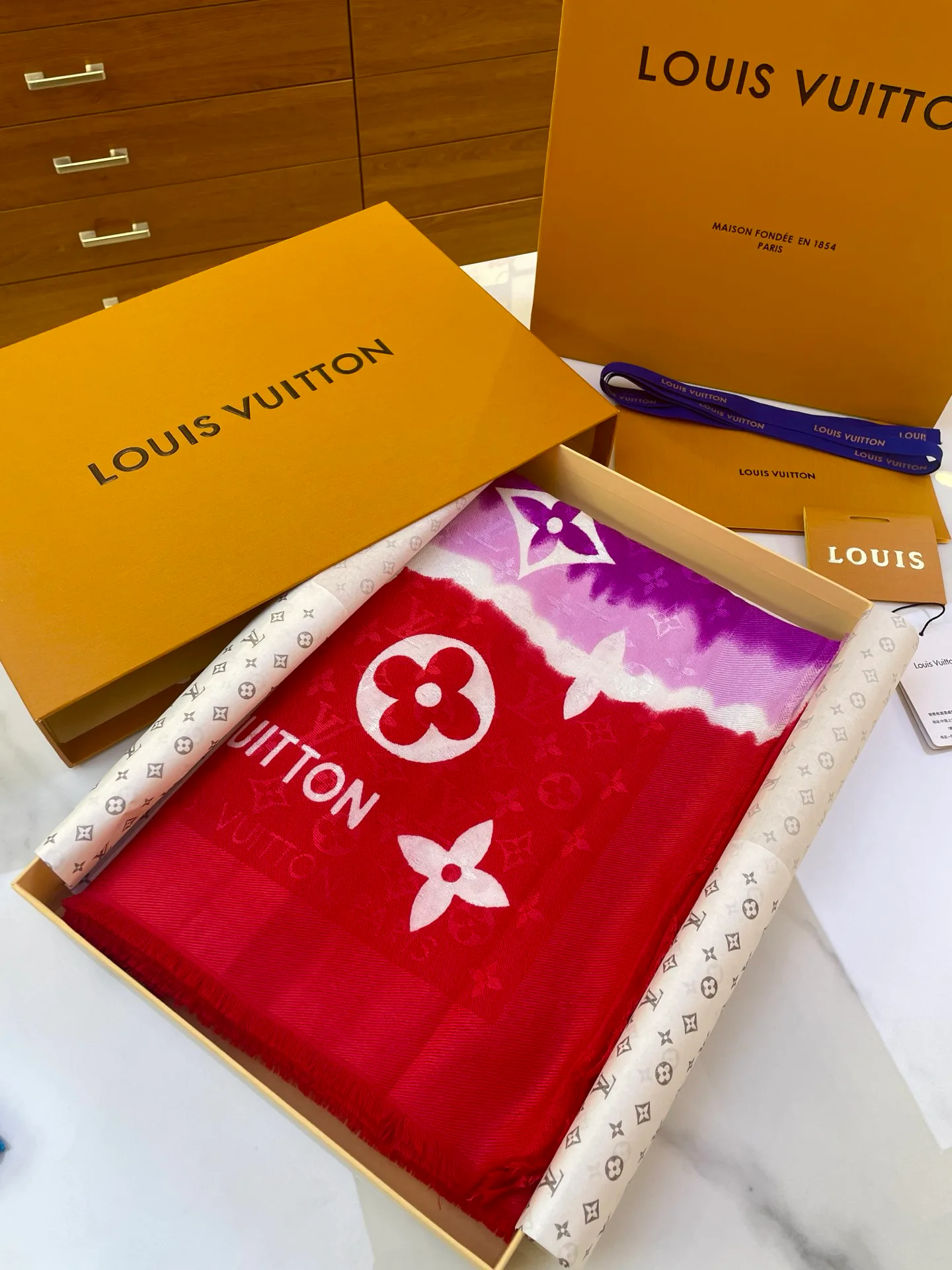 Шарфы Louis Vuitton 4874455