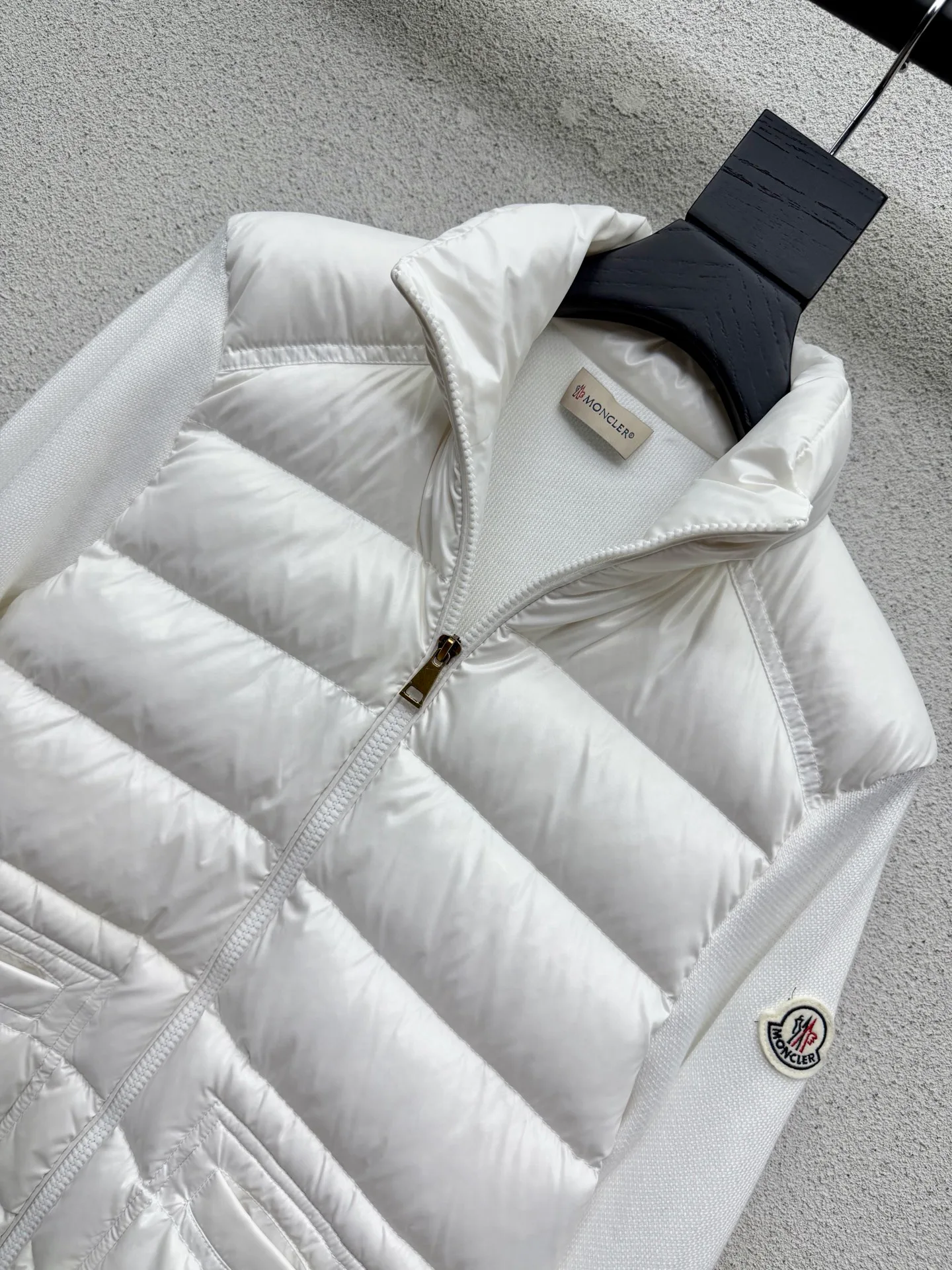 Куртки И Пуховики Женские Moncler 19283348