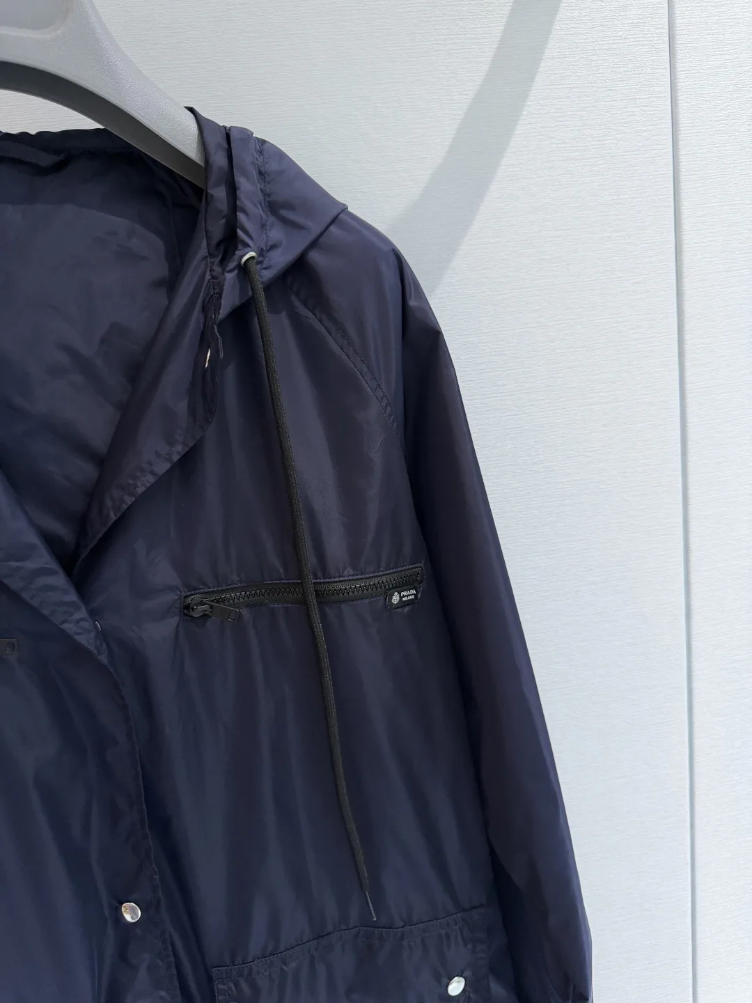 Куртки И Пуховики Женские Prada 17925726