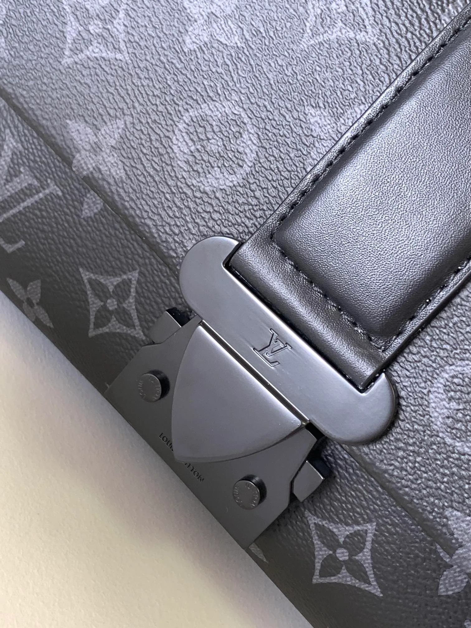 Сумки На Ремне Женские Louis Vuitton 369587