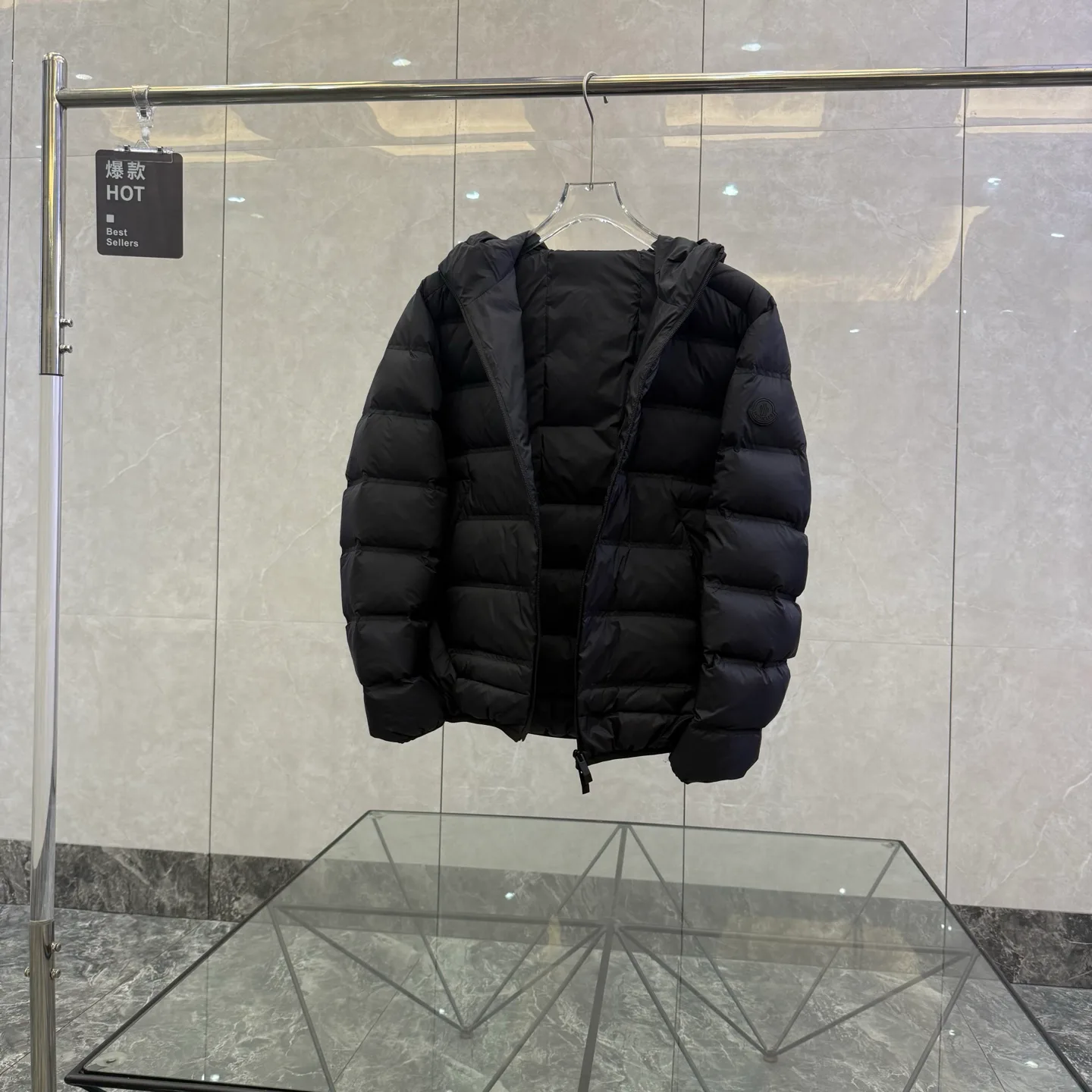 Куртки И Пуховики Женские Moncler 18606739