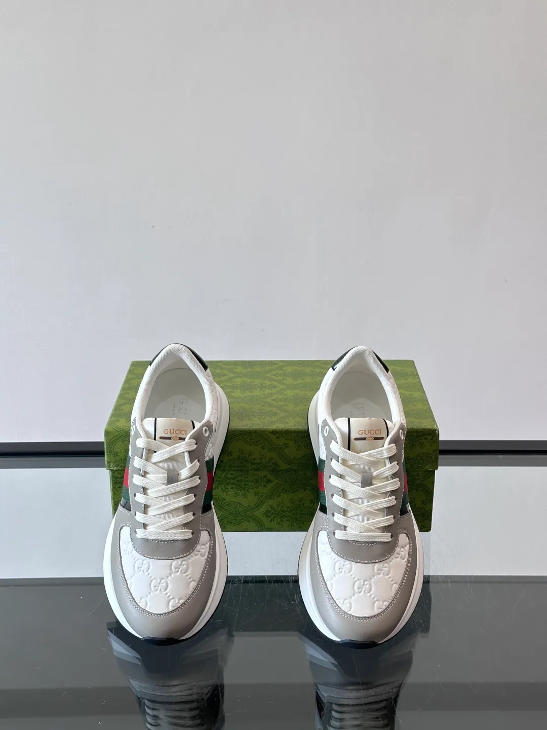 Кроссовки Женские Gucci 160567