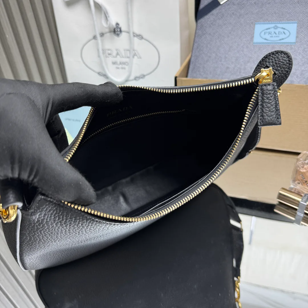 Сумки На Ремне Женские Prada 1763177