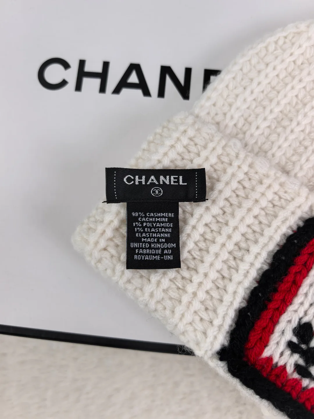 Головные Уборы Chanel 18137931