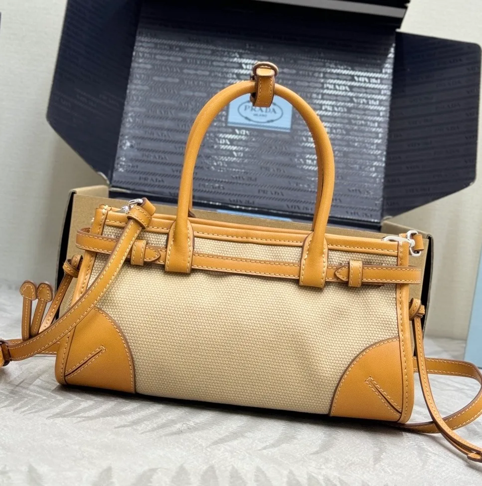 Классические Сумки Женские Prada 13223416