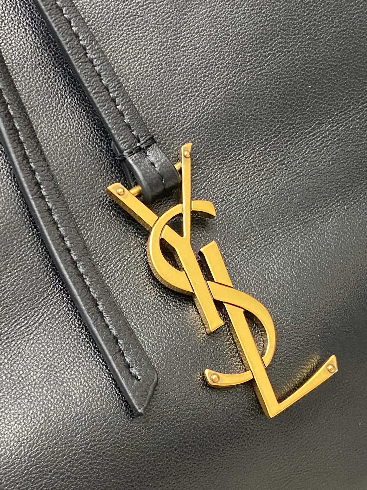 Классические Сумки Женские Saint Laurent 11488688