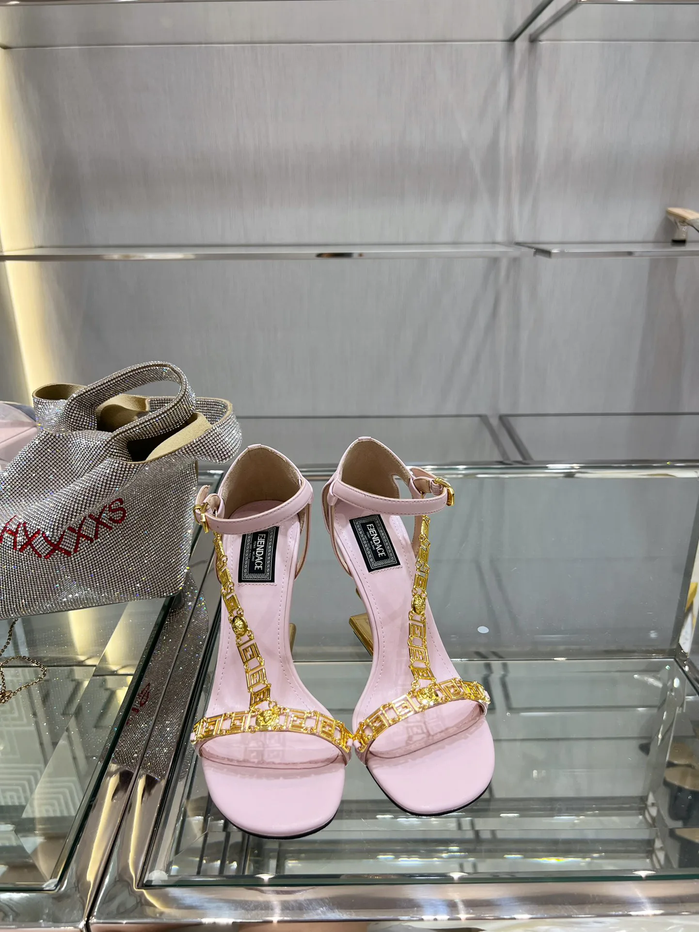 Босоножки Женские Fendi 10209