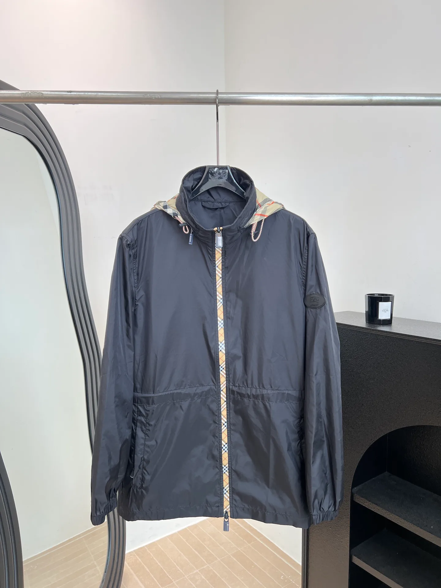 Куртки И Пуховики Женские Burberry 13076253