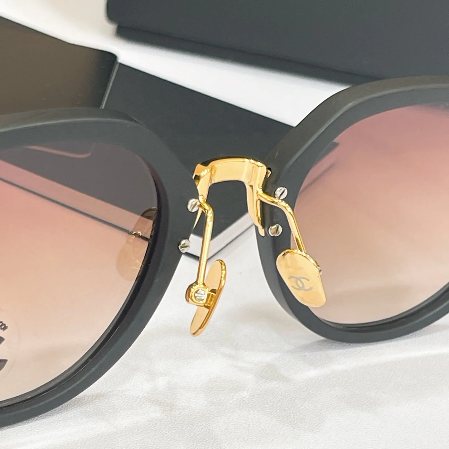 Очки Chanel 17320245