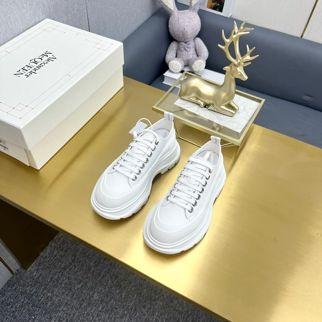 Кроссовки Женские Alexander Mcqueen 18397468