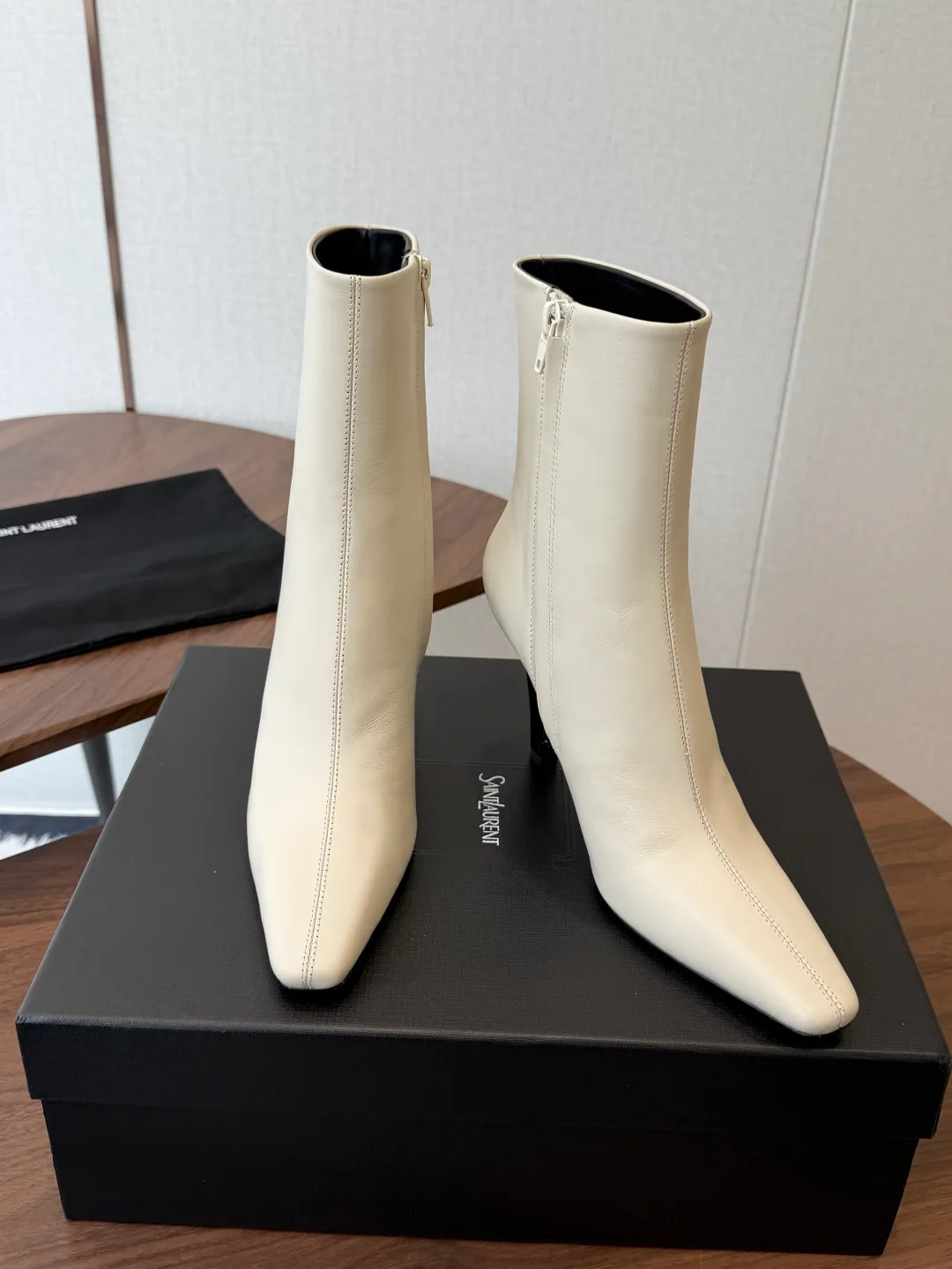 Ботильоны Женские Saint Laurent 18687537