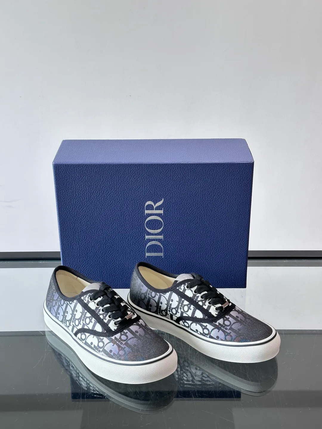 Кроссовки Женские Christian Dior 17649813