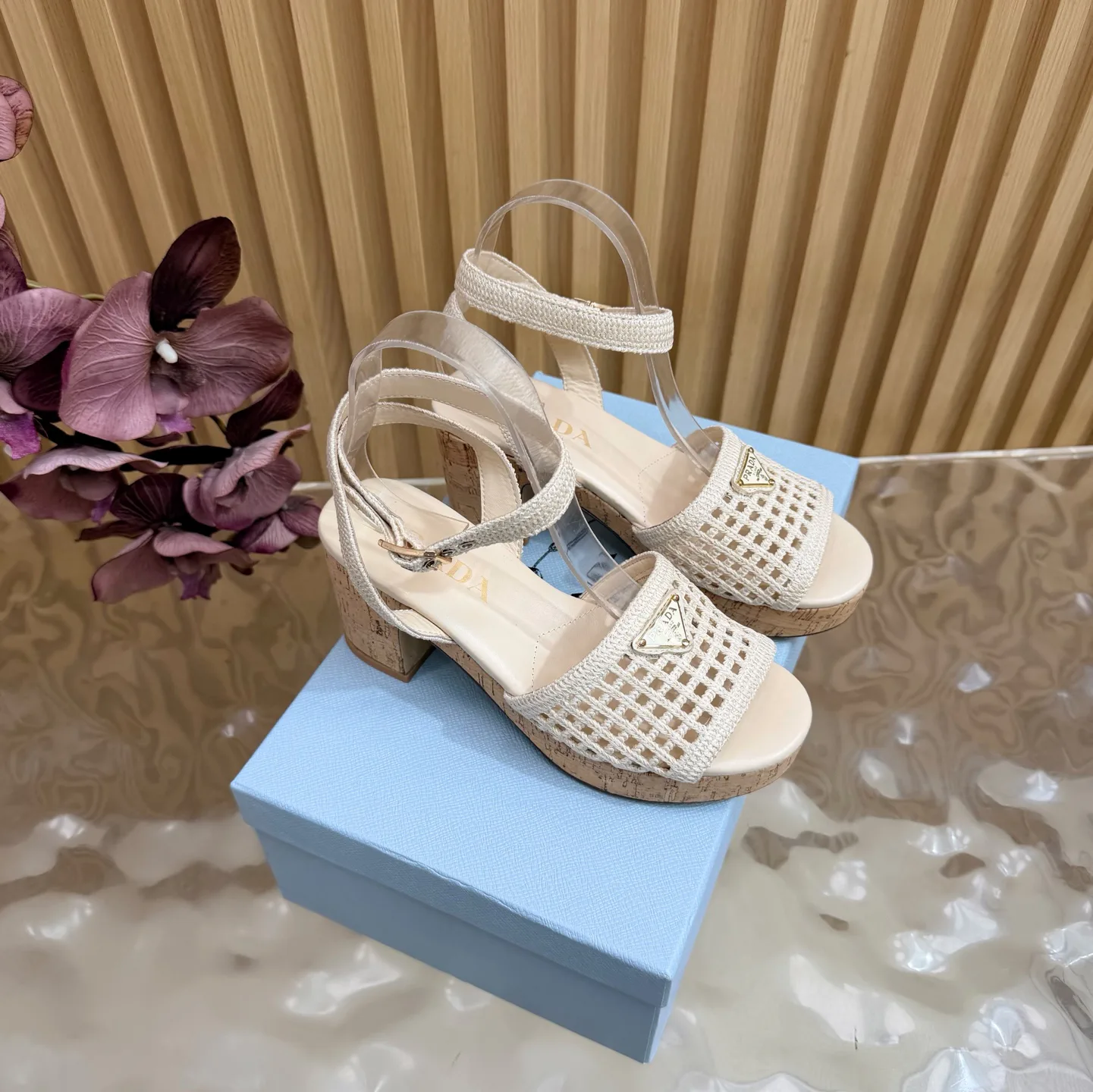Босоножки Женские Prada 17757715