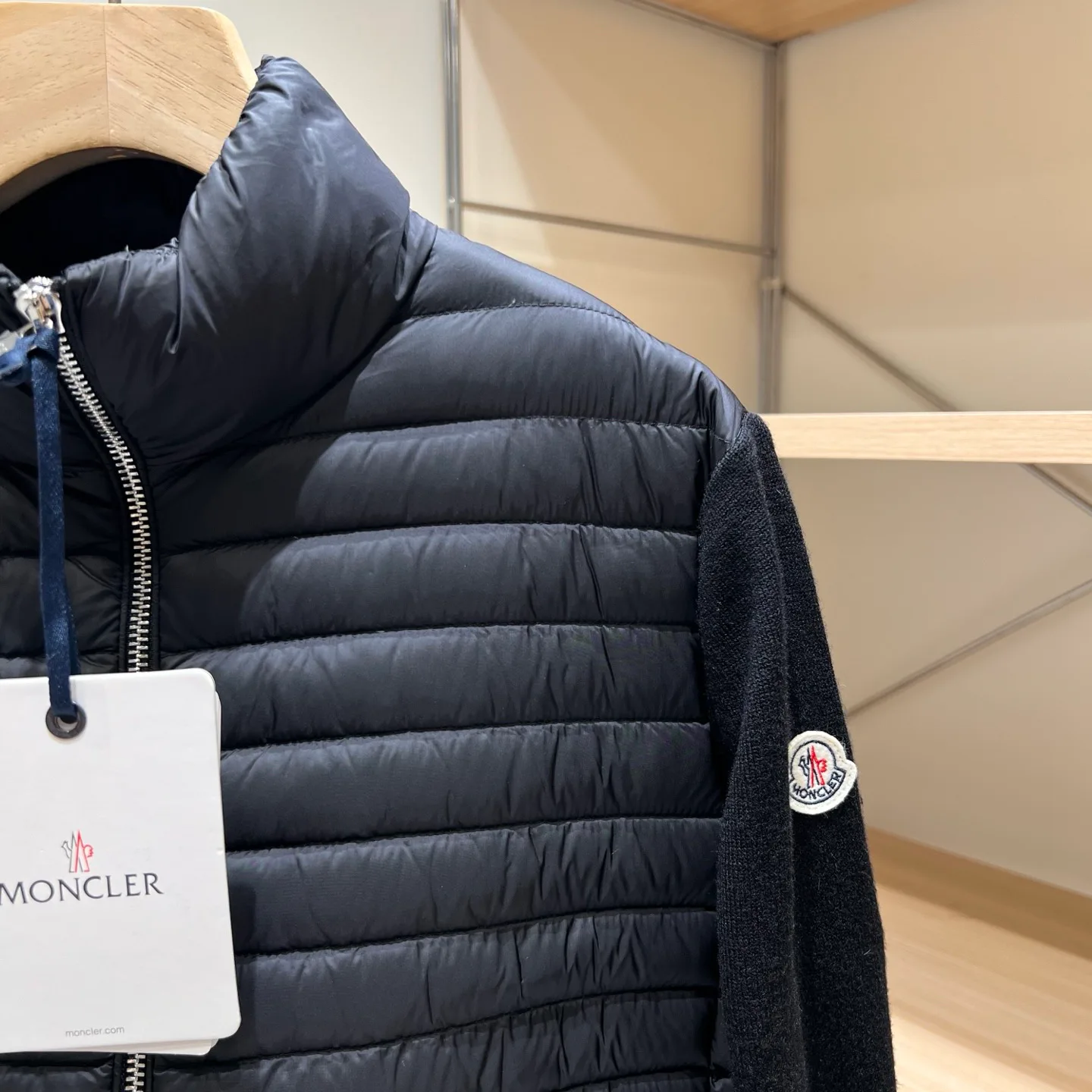 Куртки И Пуховики Женские Moncler 18043620