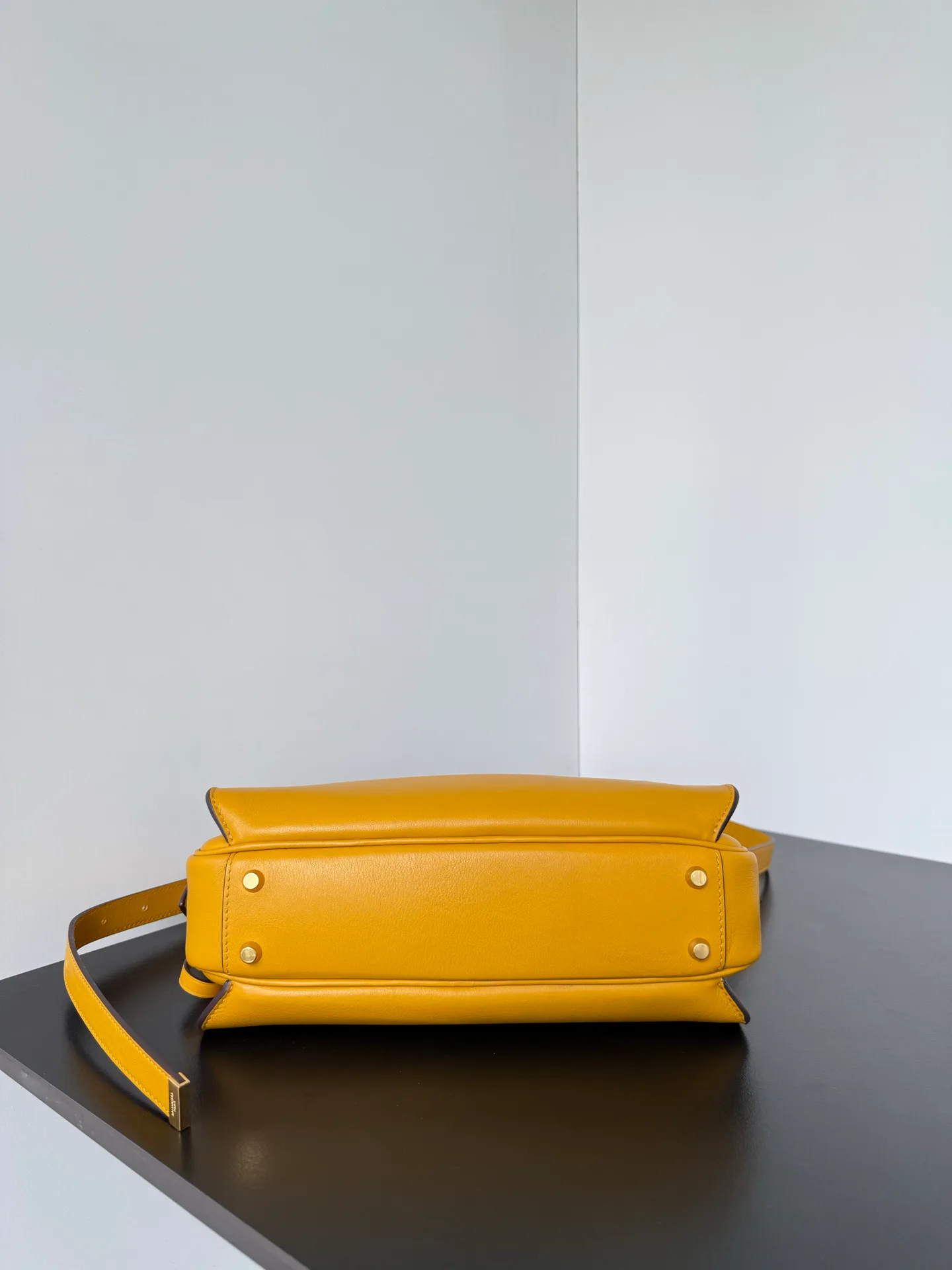 Классические Сумки Женские Balenciaga 12728512