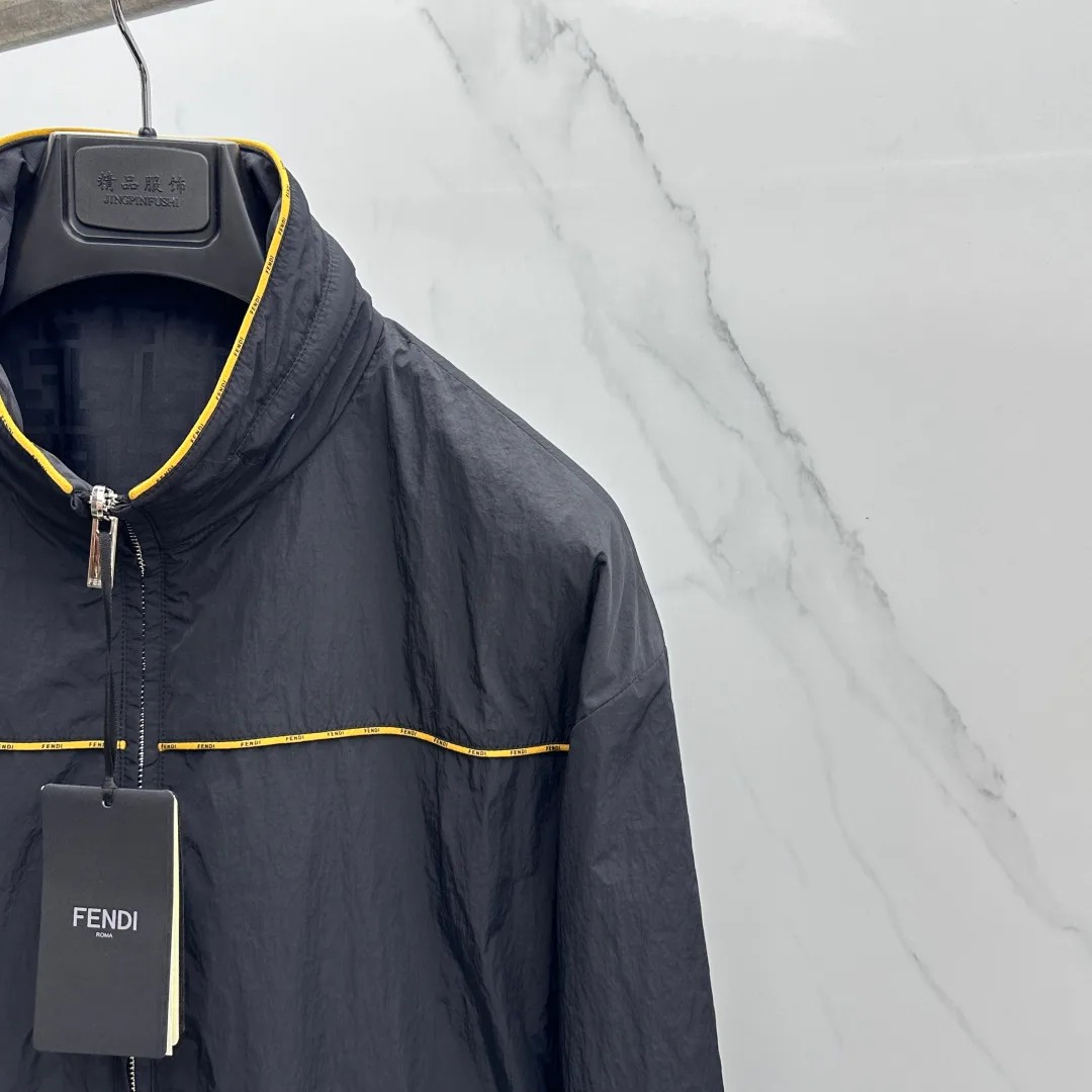Куртки И Пуховики Мужские Fendi 18246798