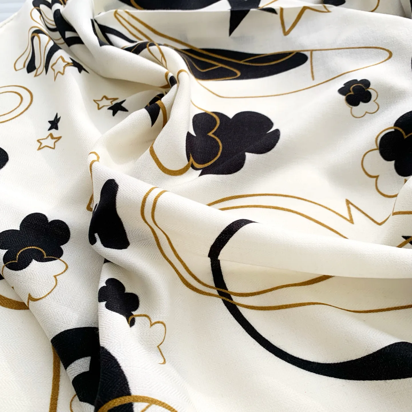 Шарфы Chanel 110402