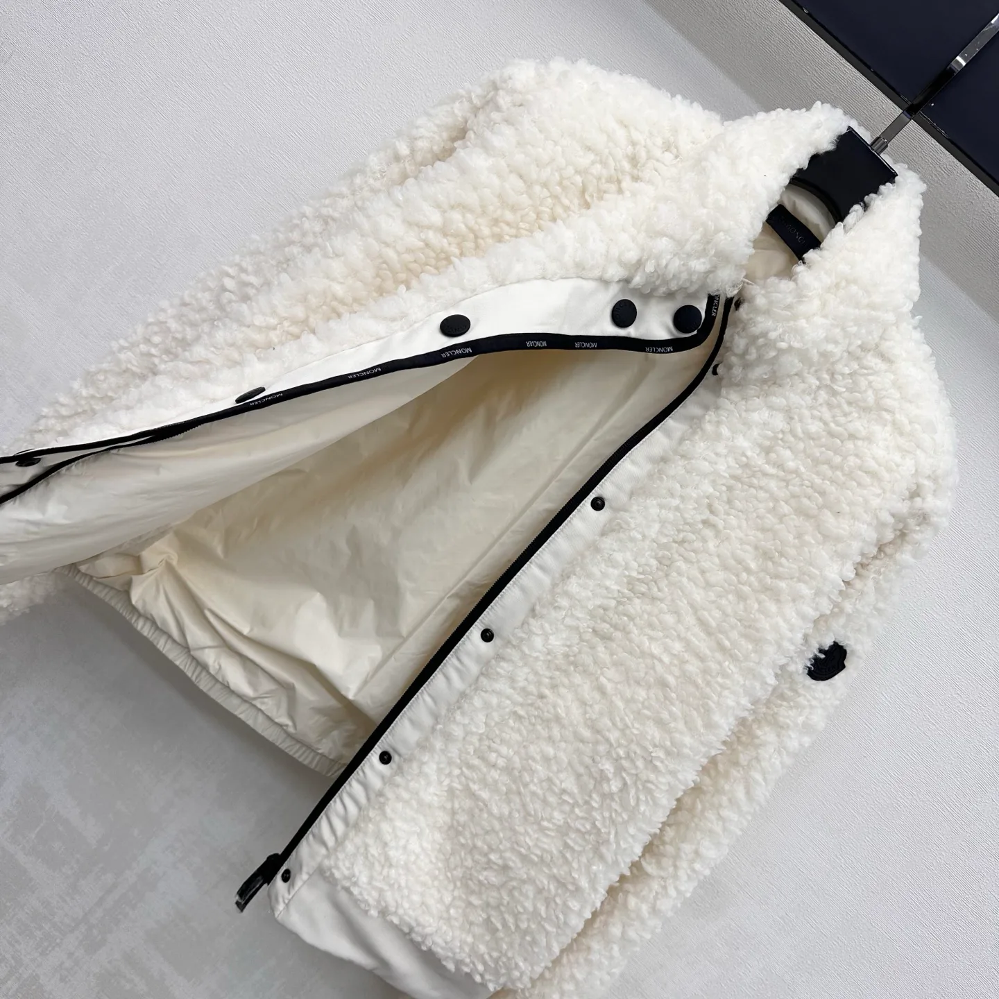 Куртки И Пуховики Женские Moncler 17927256