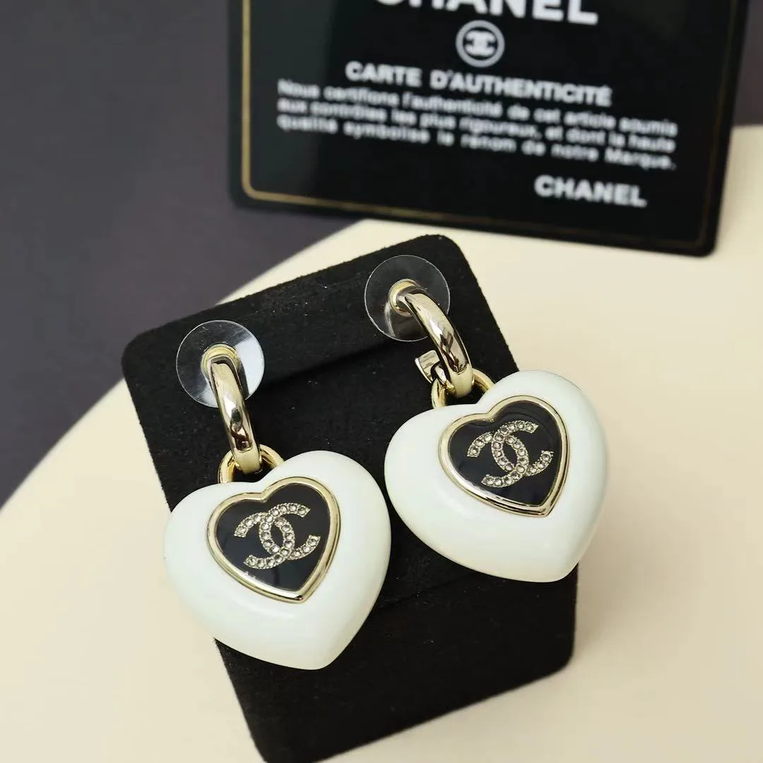 Бижутерия Chanel 273692